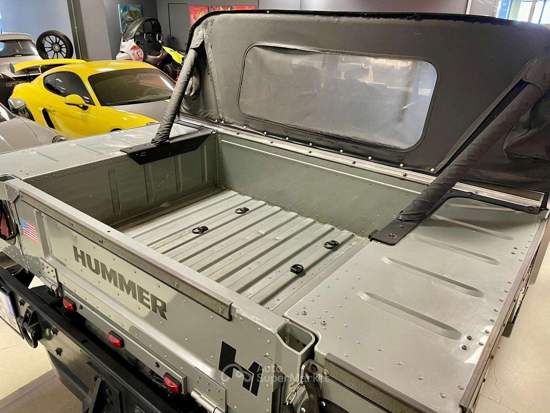 Hummer H1