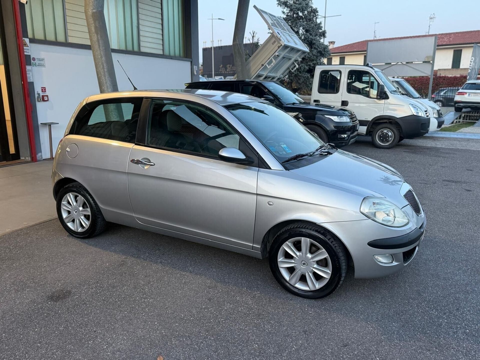 Lancia Ypsilon
