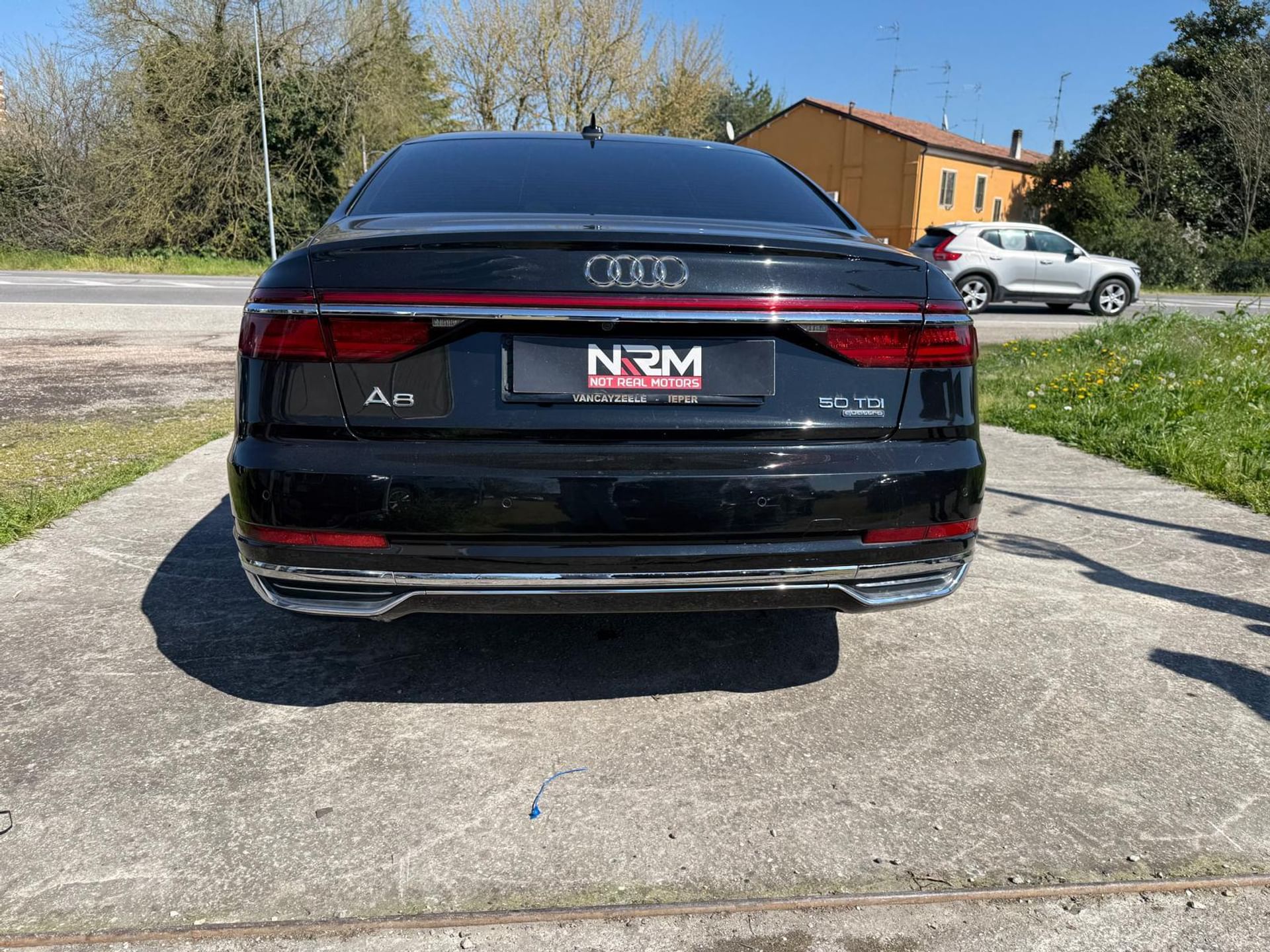 Audi A8