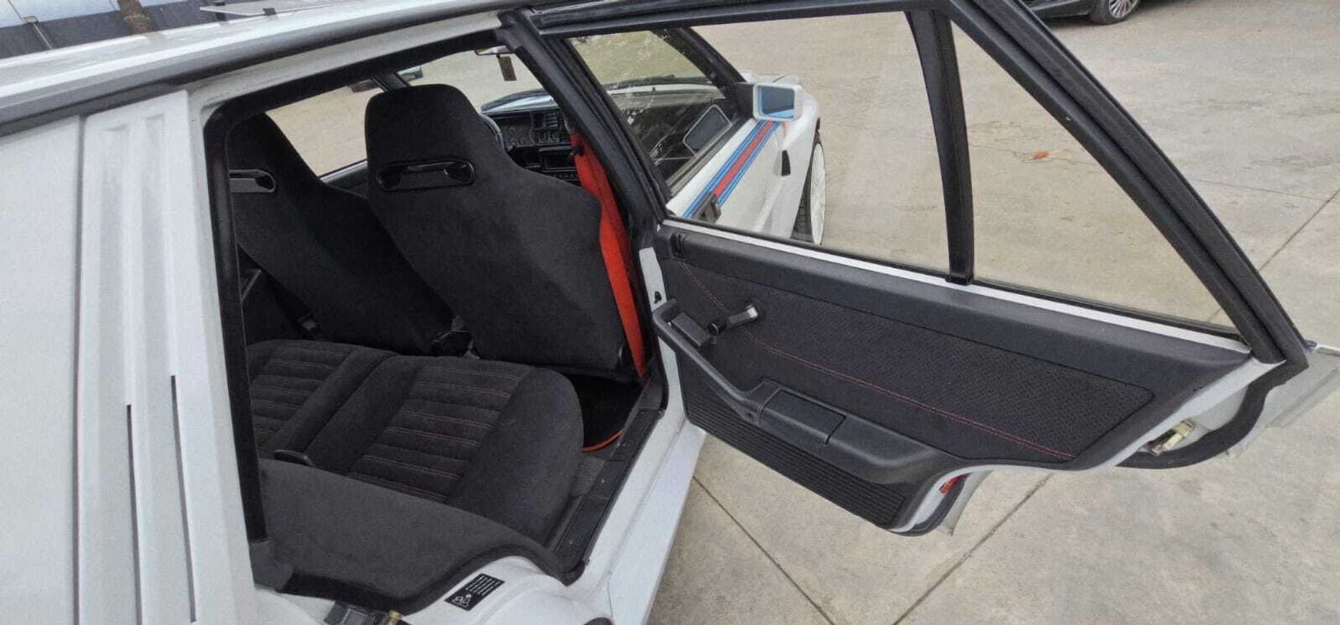 Lancia Delta HF Integrale EVO1