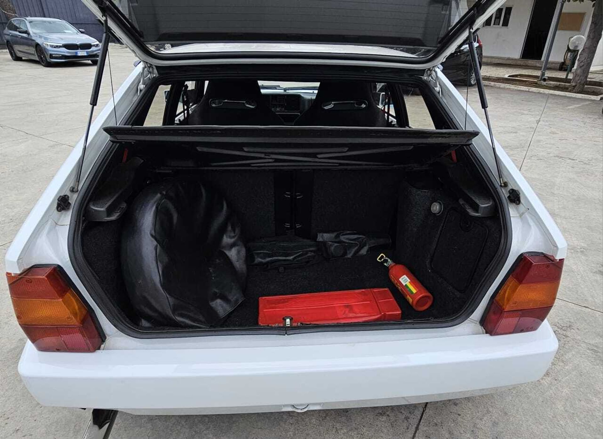 Lancia Delta HF Integrale EVO1