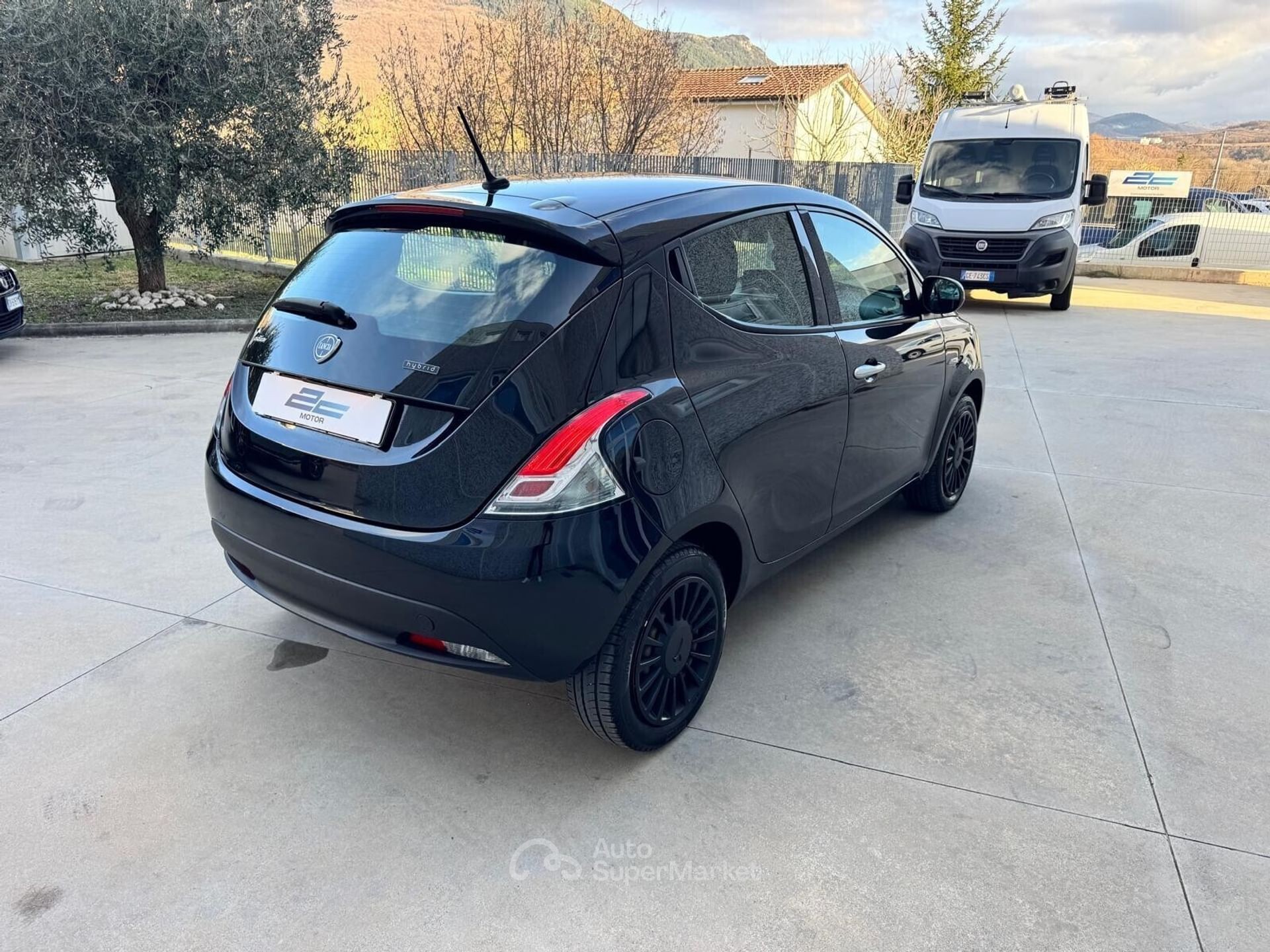 Lancia Ypsilon