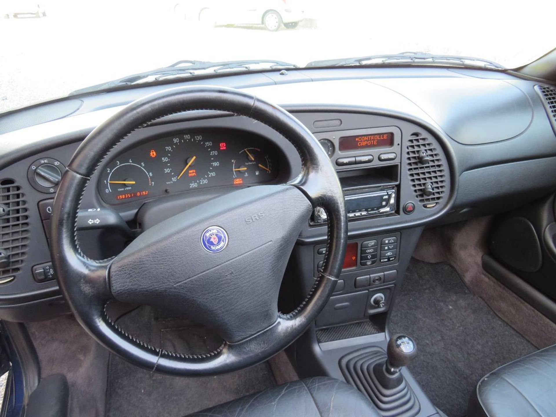 Saab 900