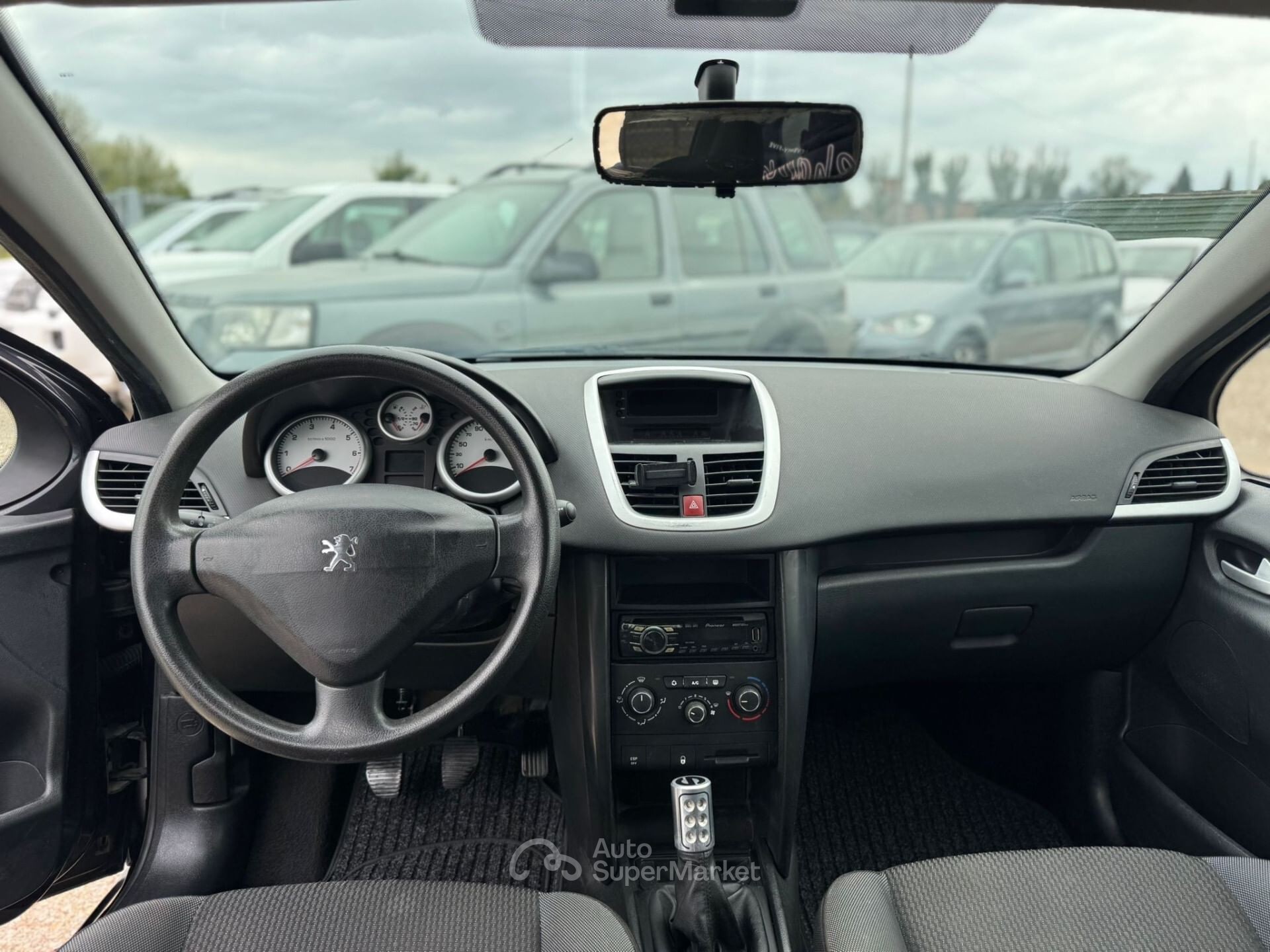 Peugeot 207