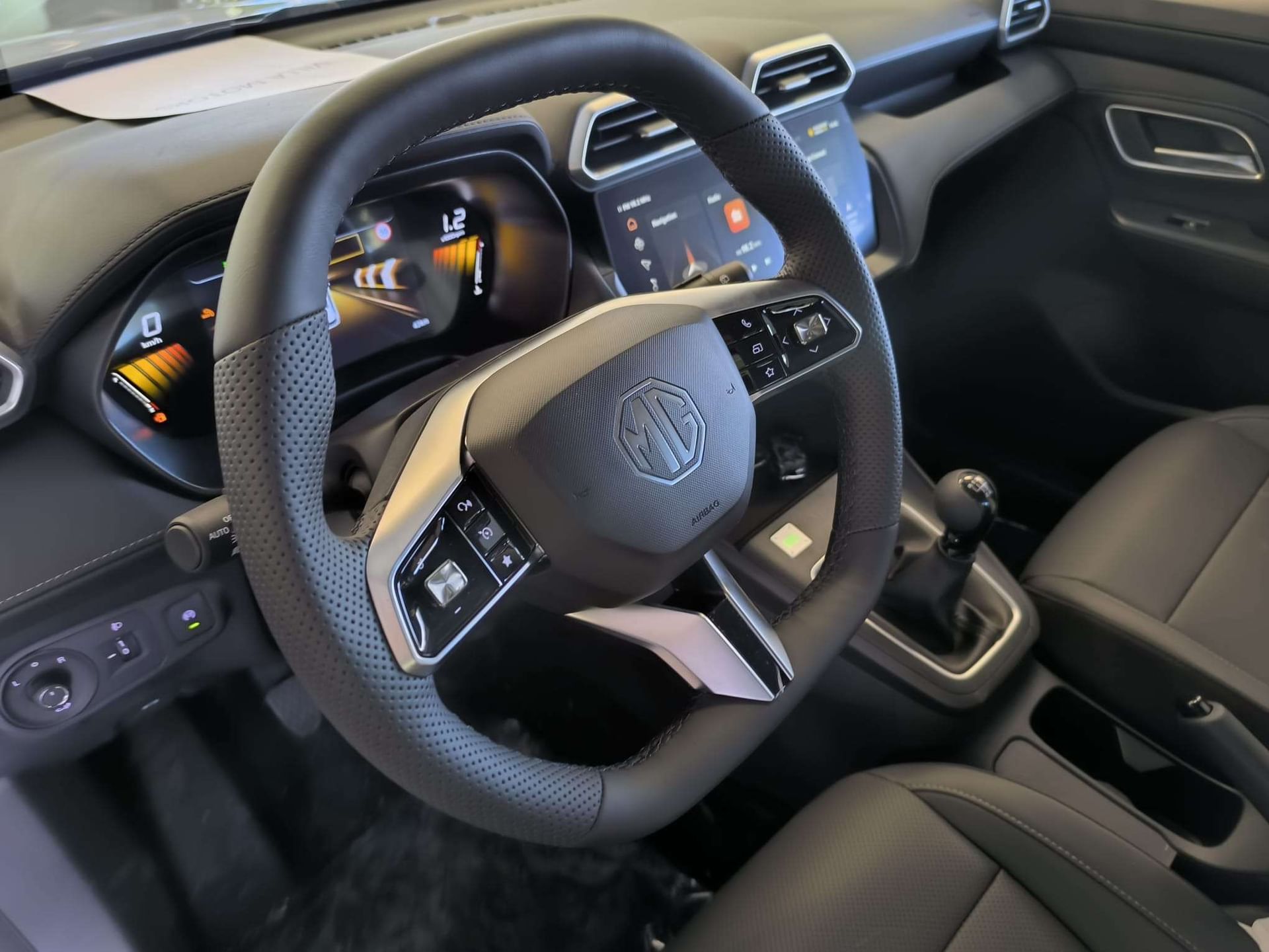 MG ZS
