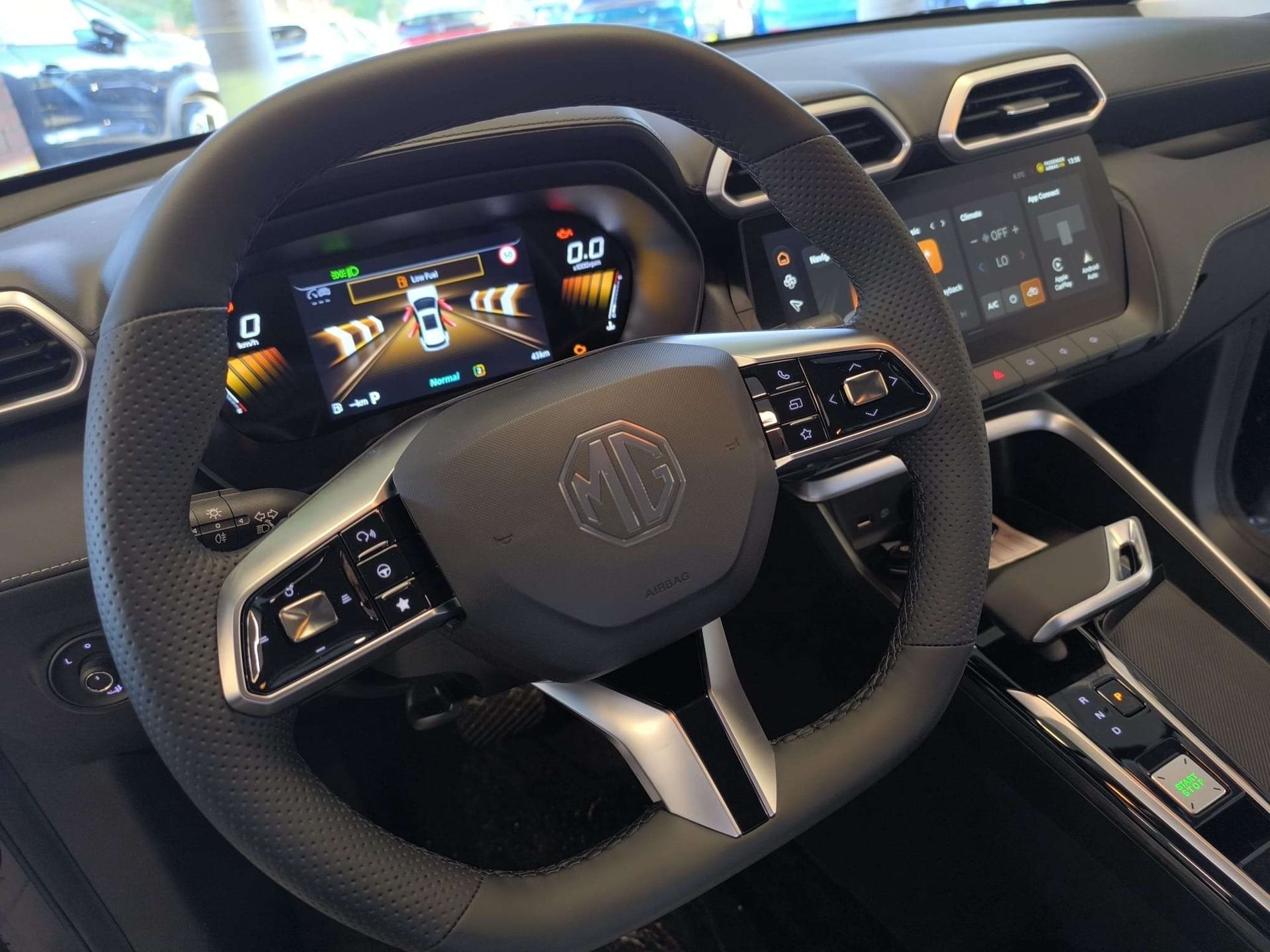 MG ZS