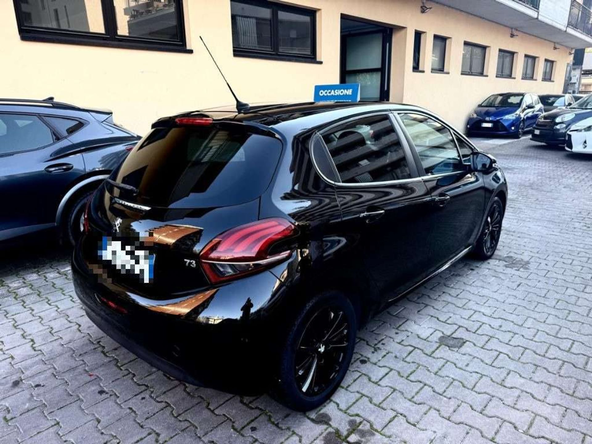 Peugeot 208