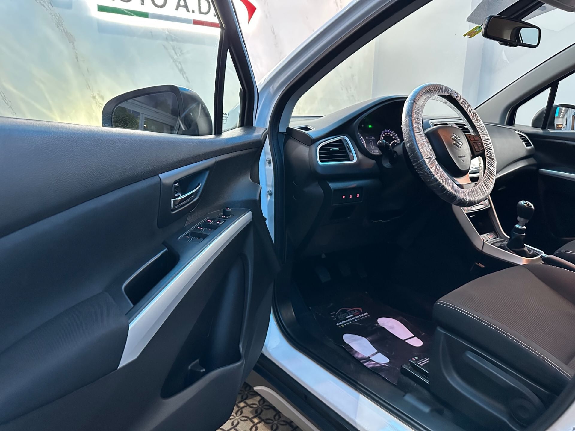 Suzuki S-Cross