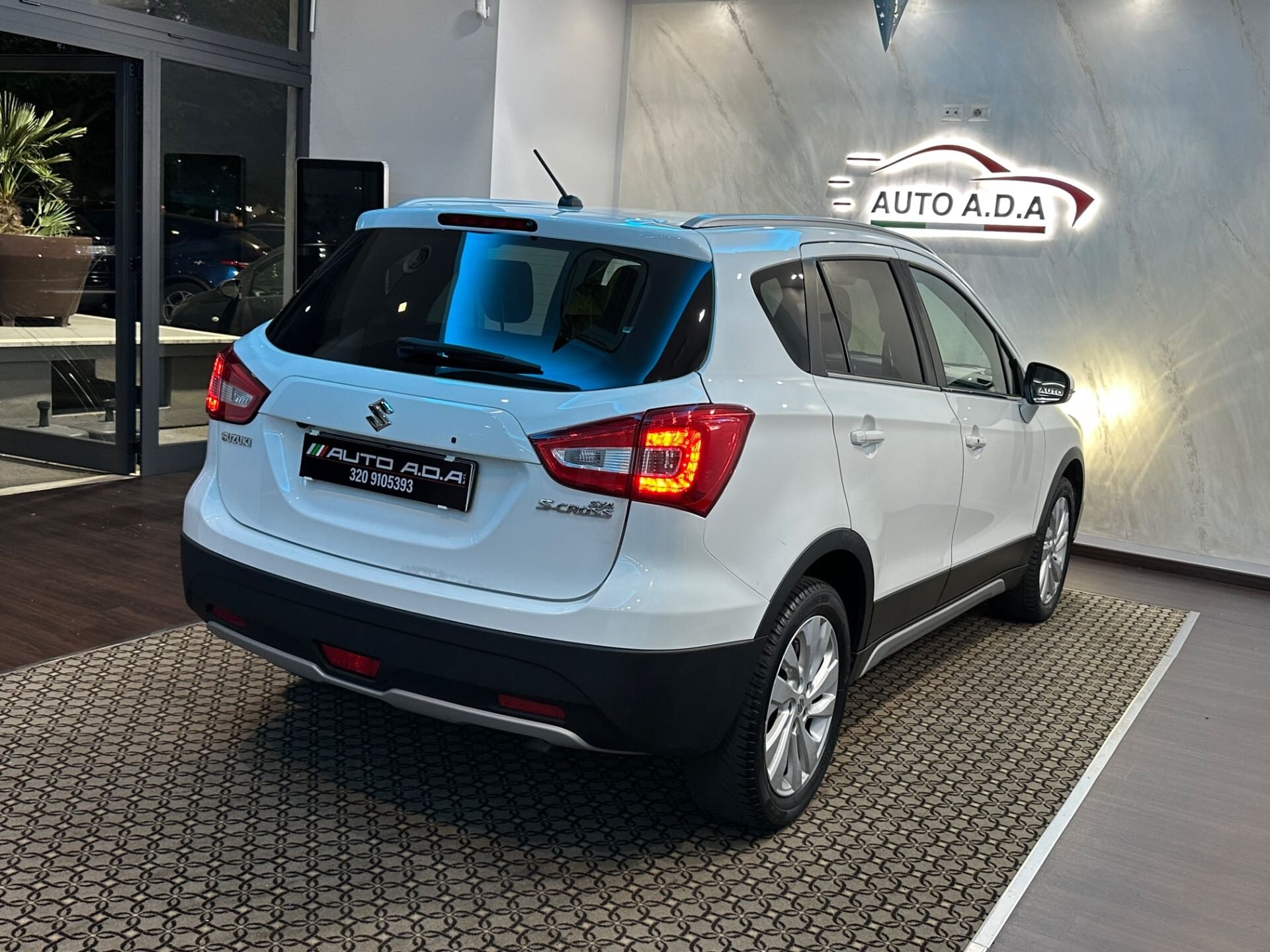 Suzuki S-Cross