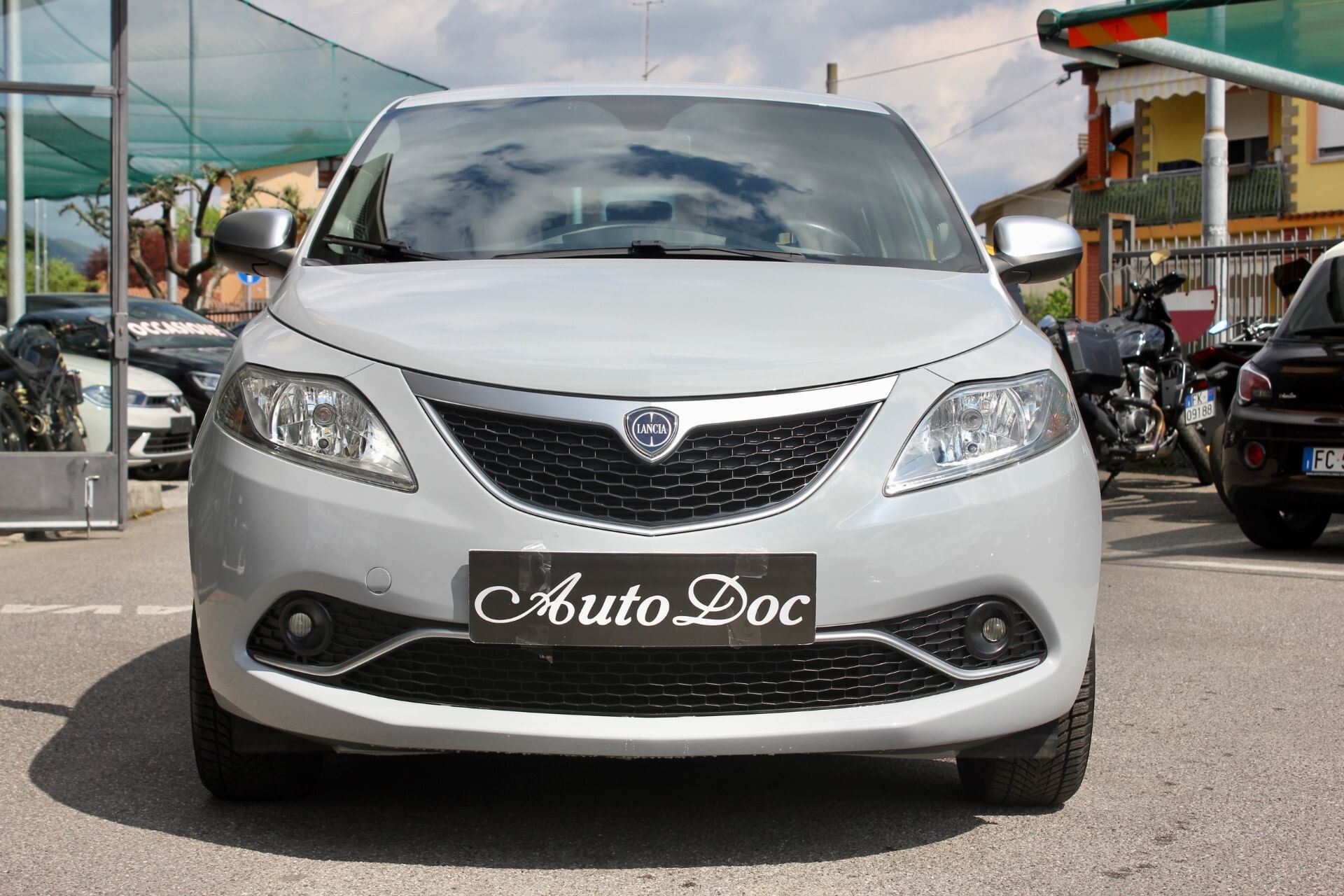Lancia Ypsilon