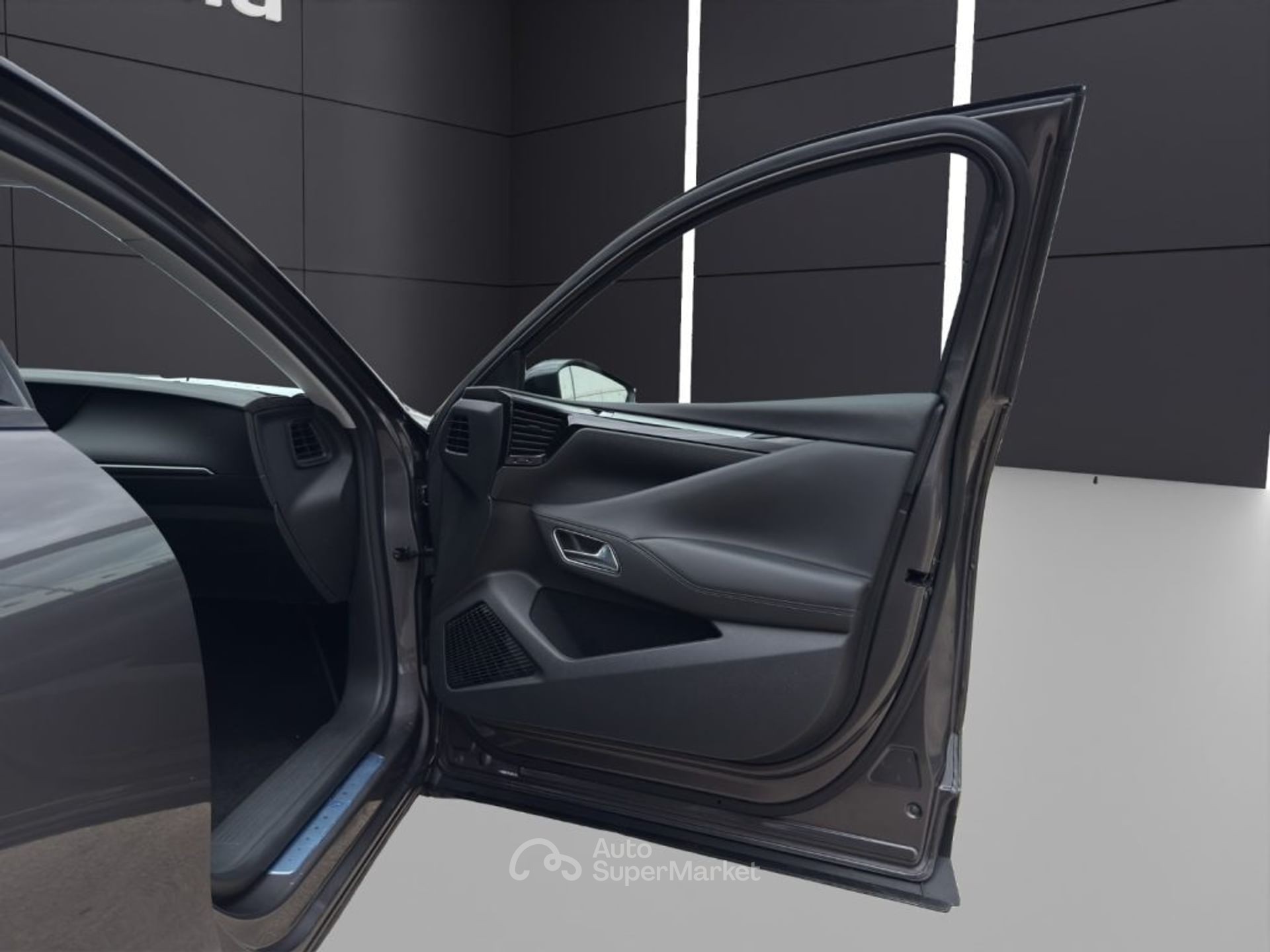 DS Automobiles DS 4