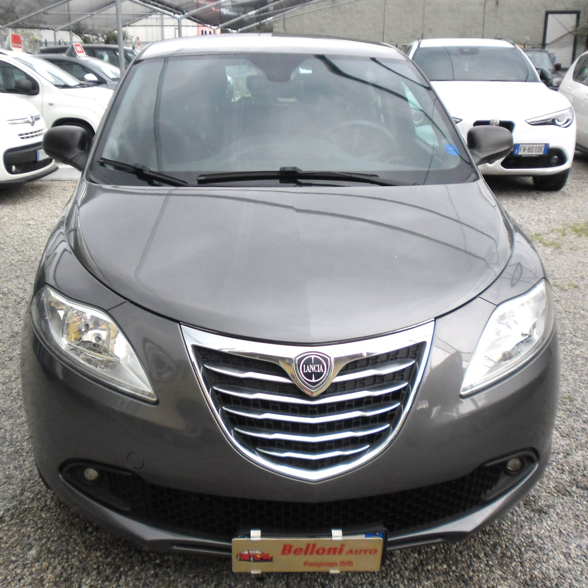 Lancia Ypsilon