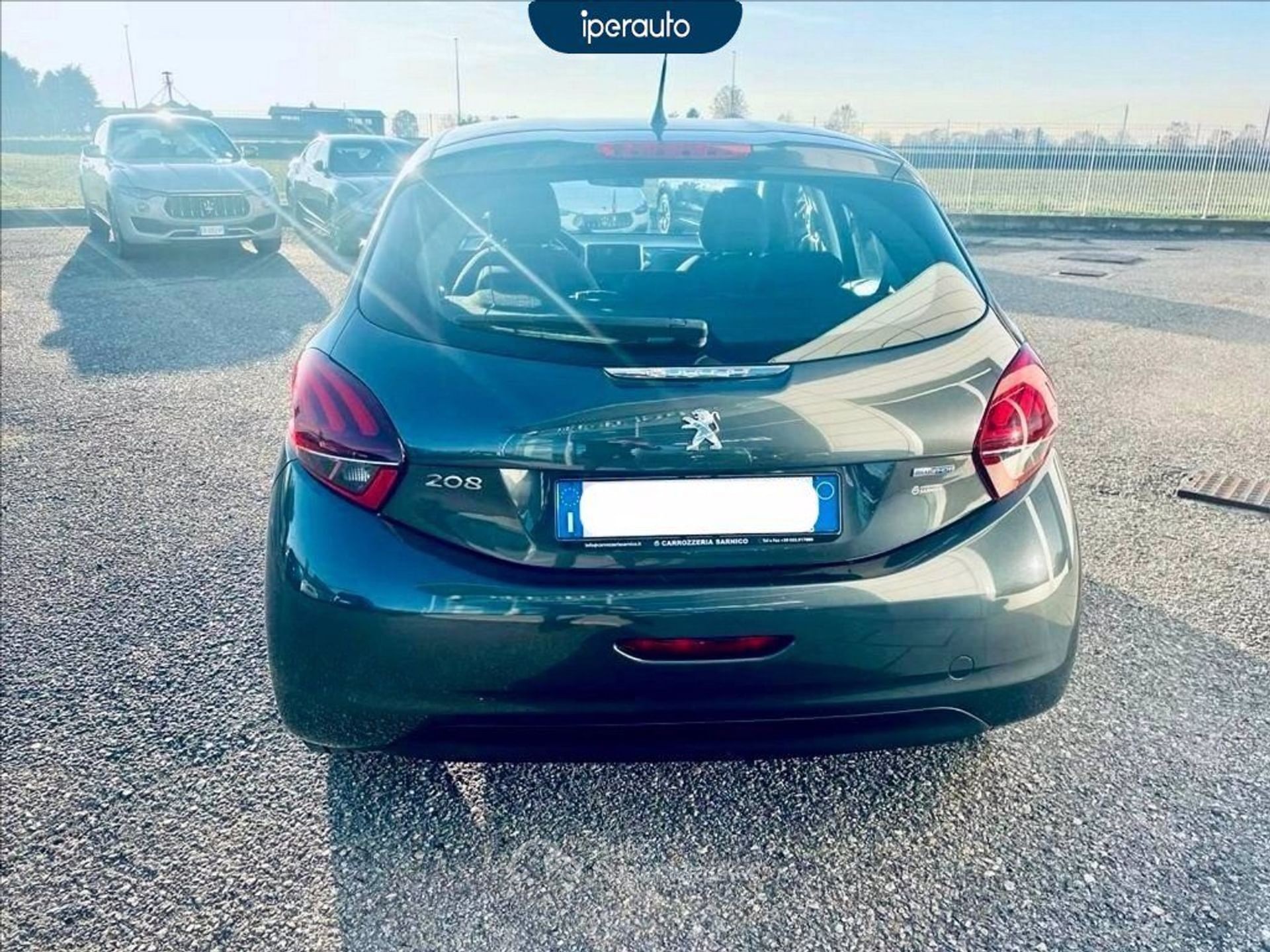 Peugeot 208