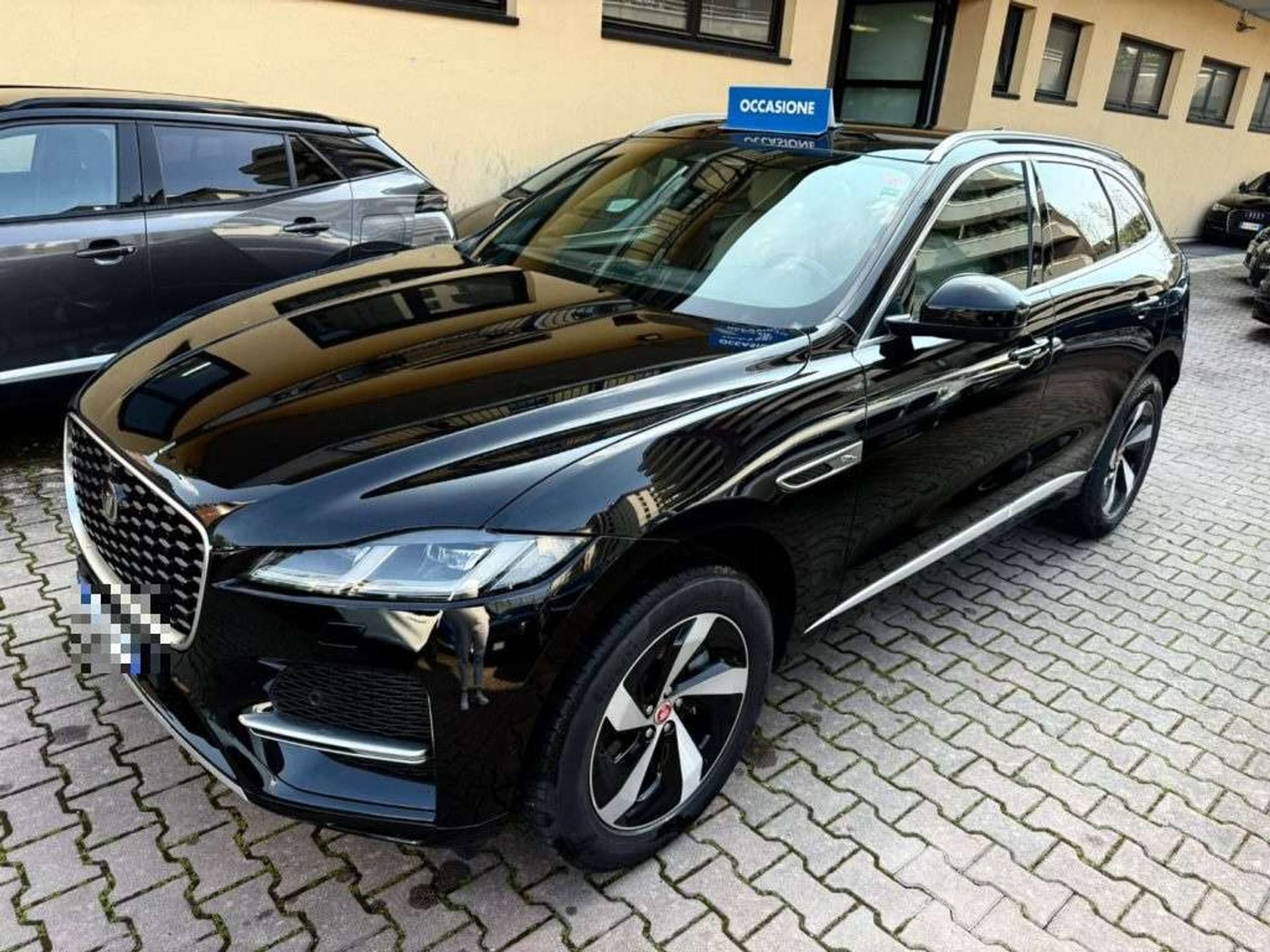 Jaguar F-Pace