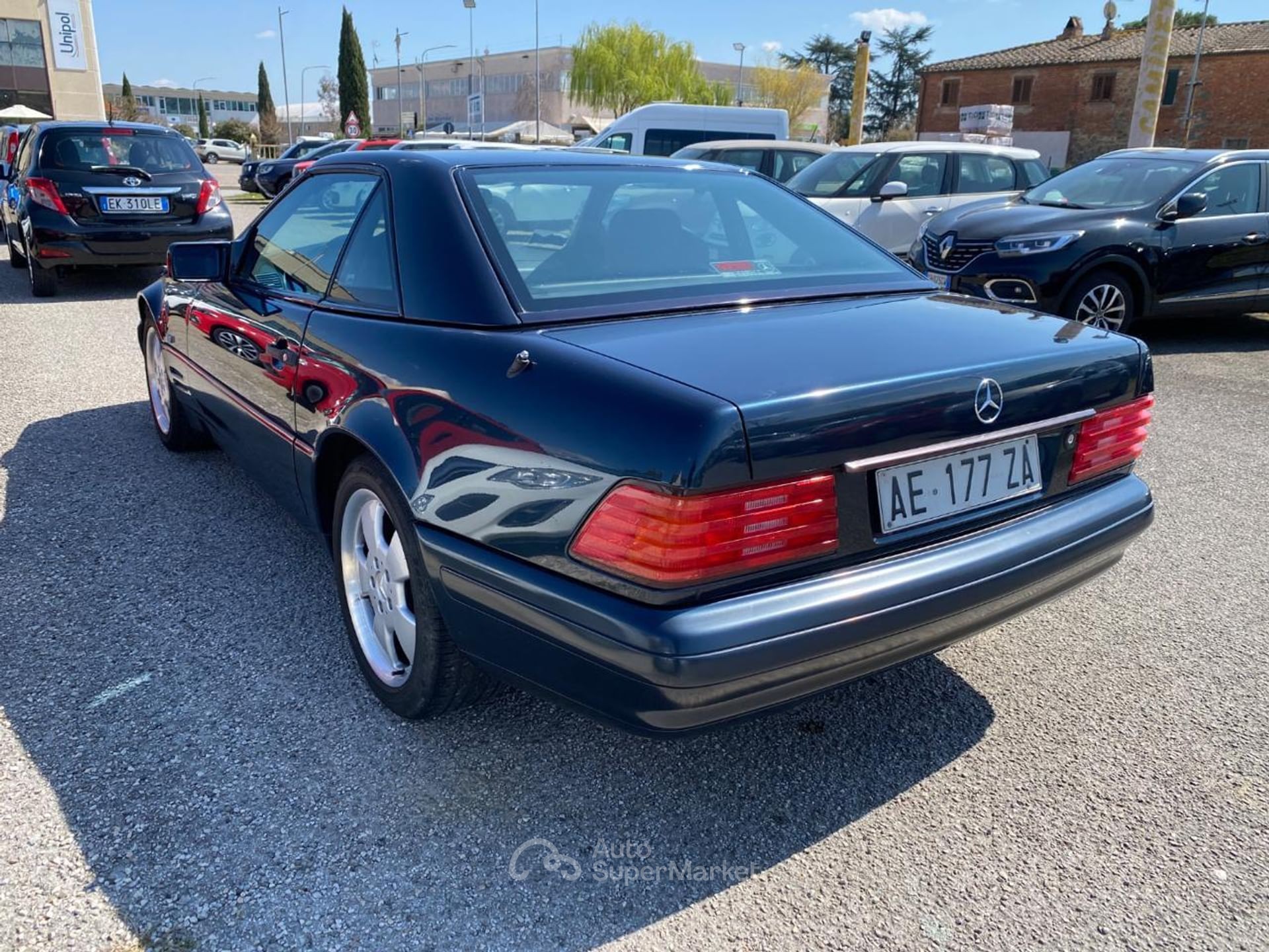 Mercedes-Benz SL 320