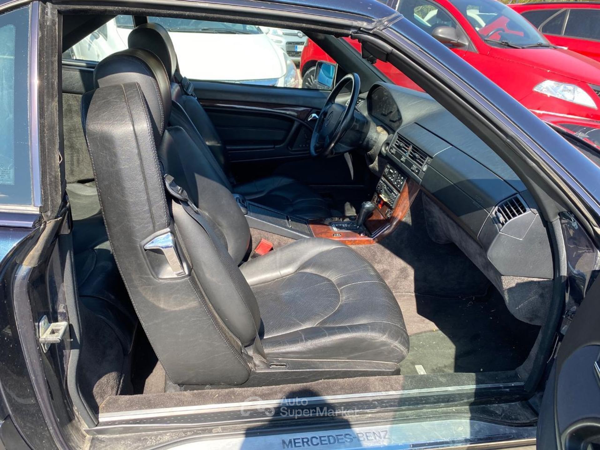 Mercedes-Benz SL 320