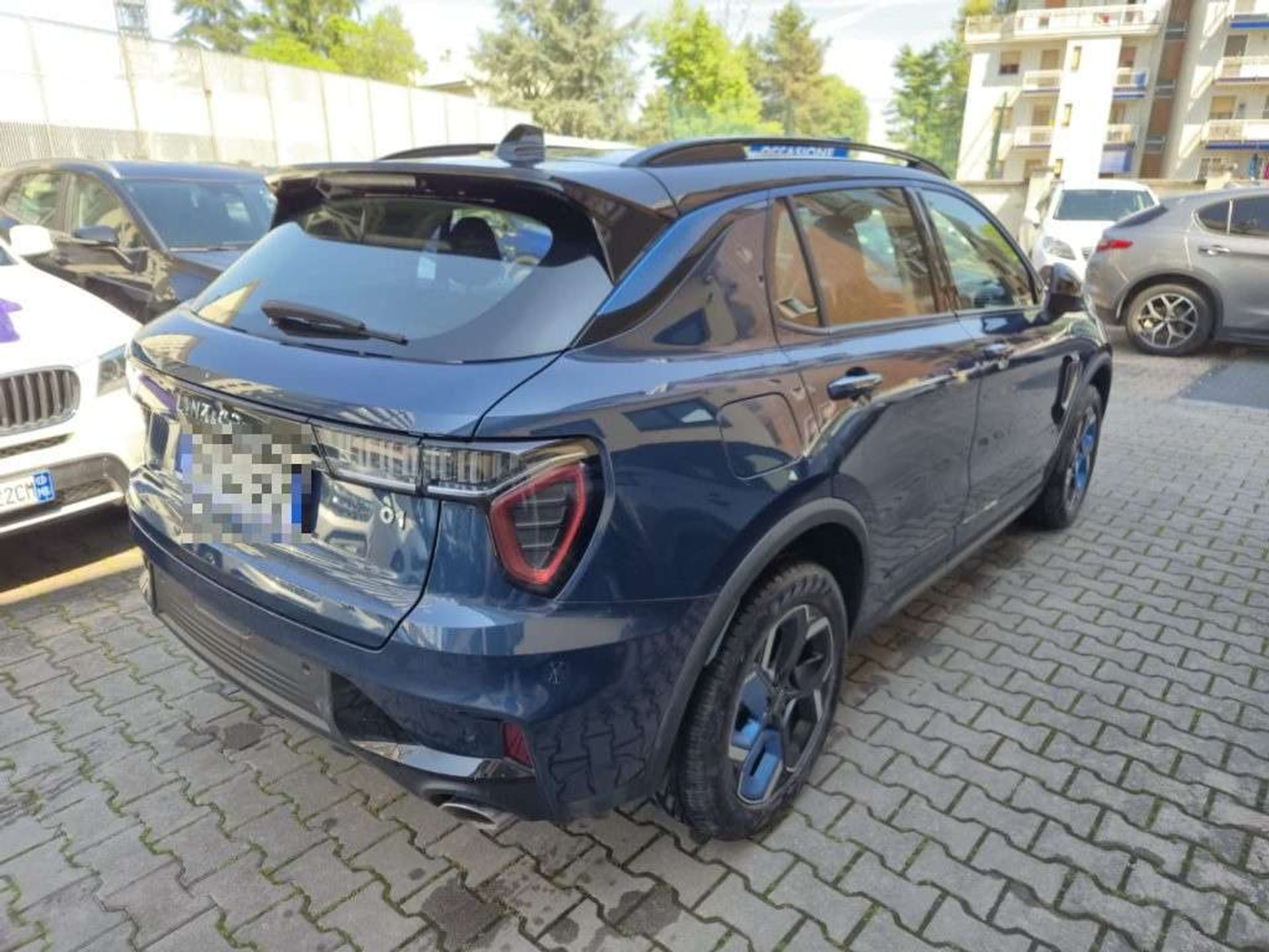 Lynk & Co 01