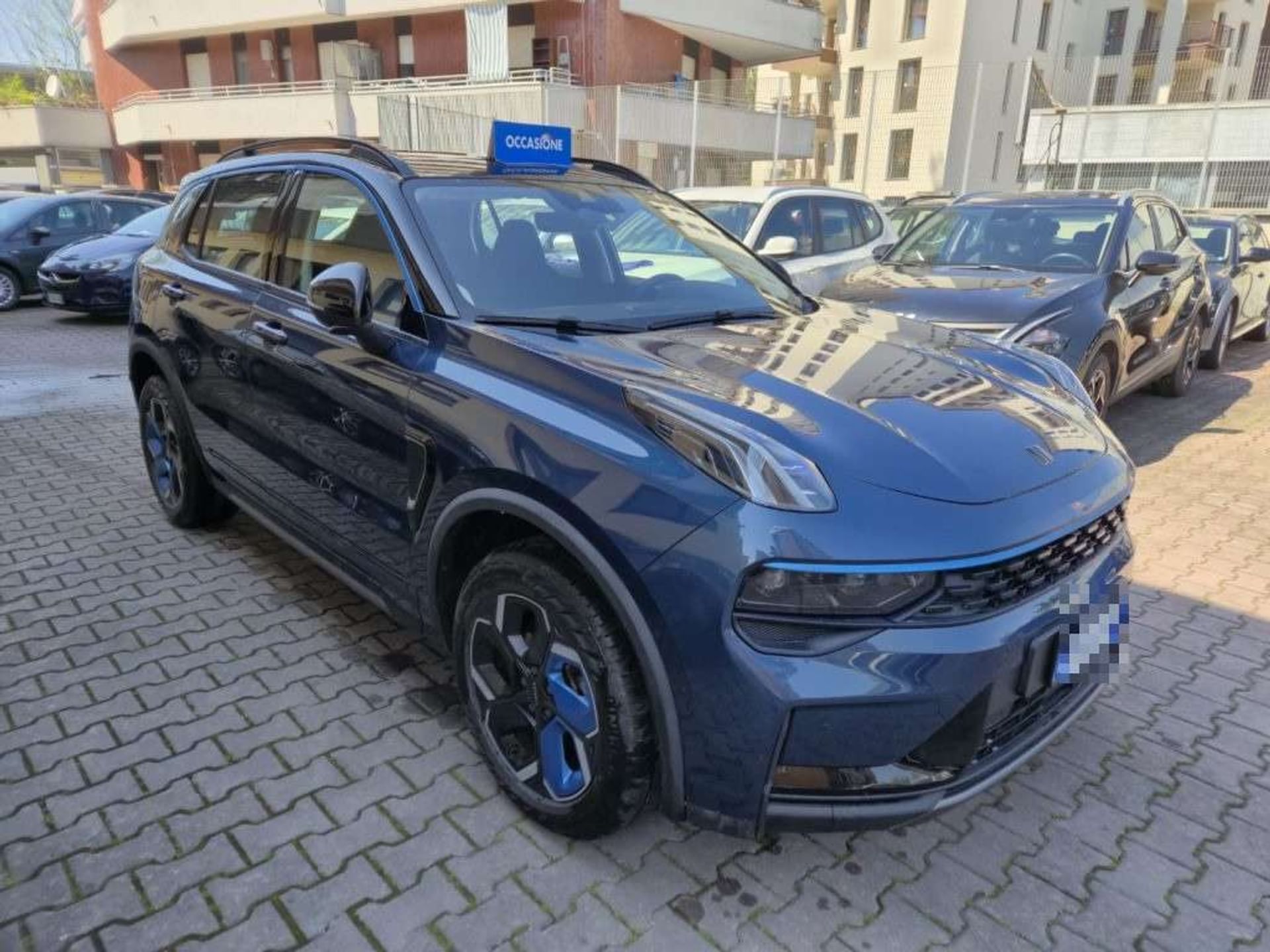 Lynk & Co 01