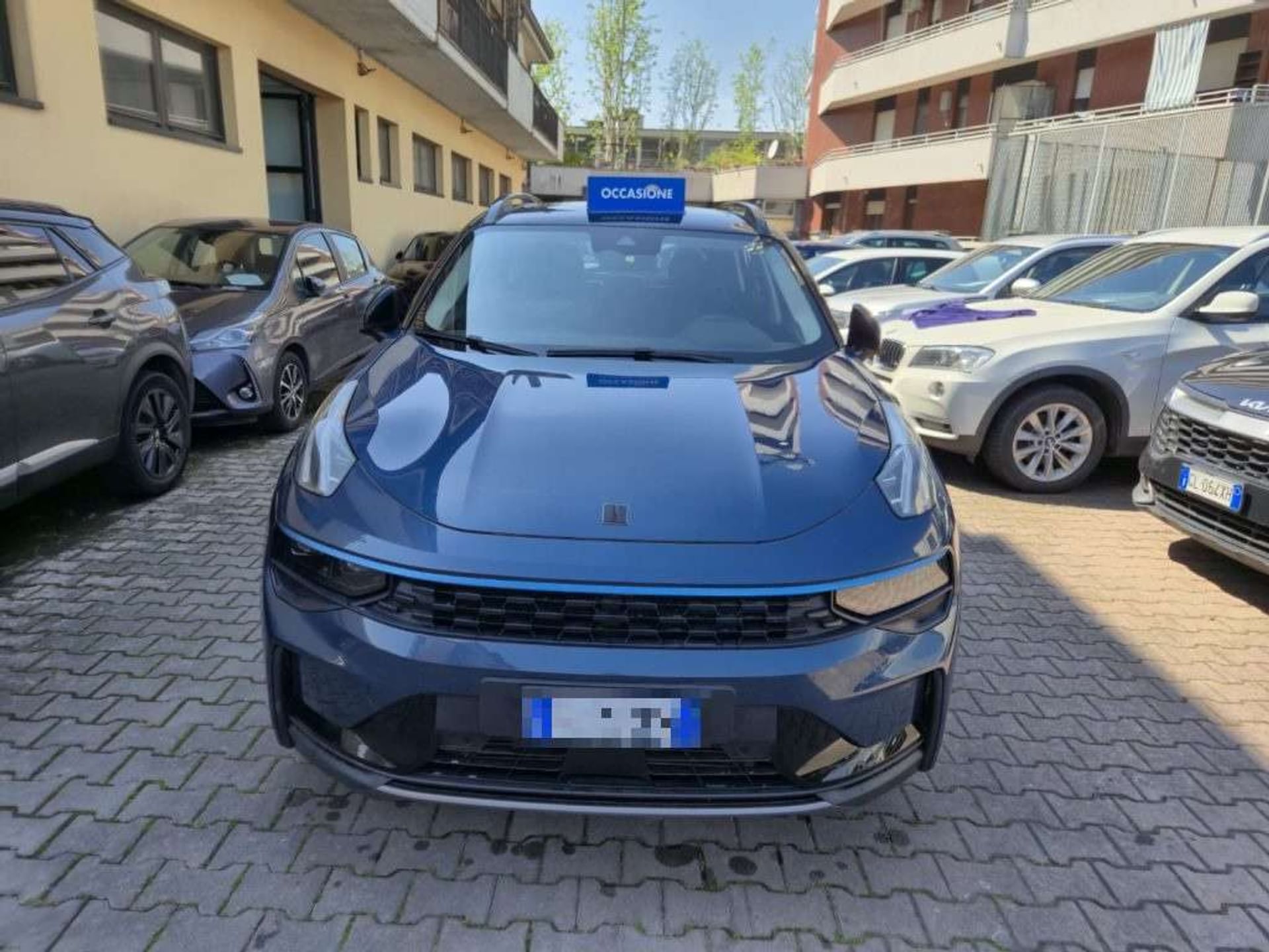 Lynk & Co 01