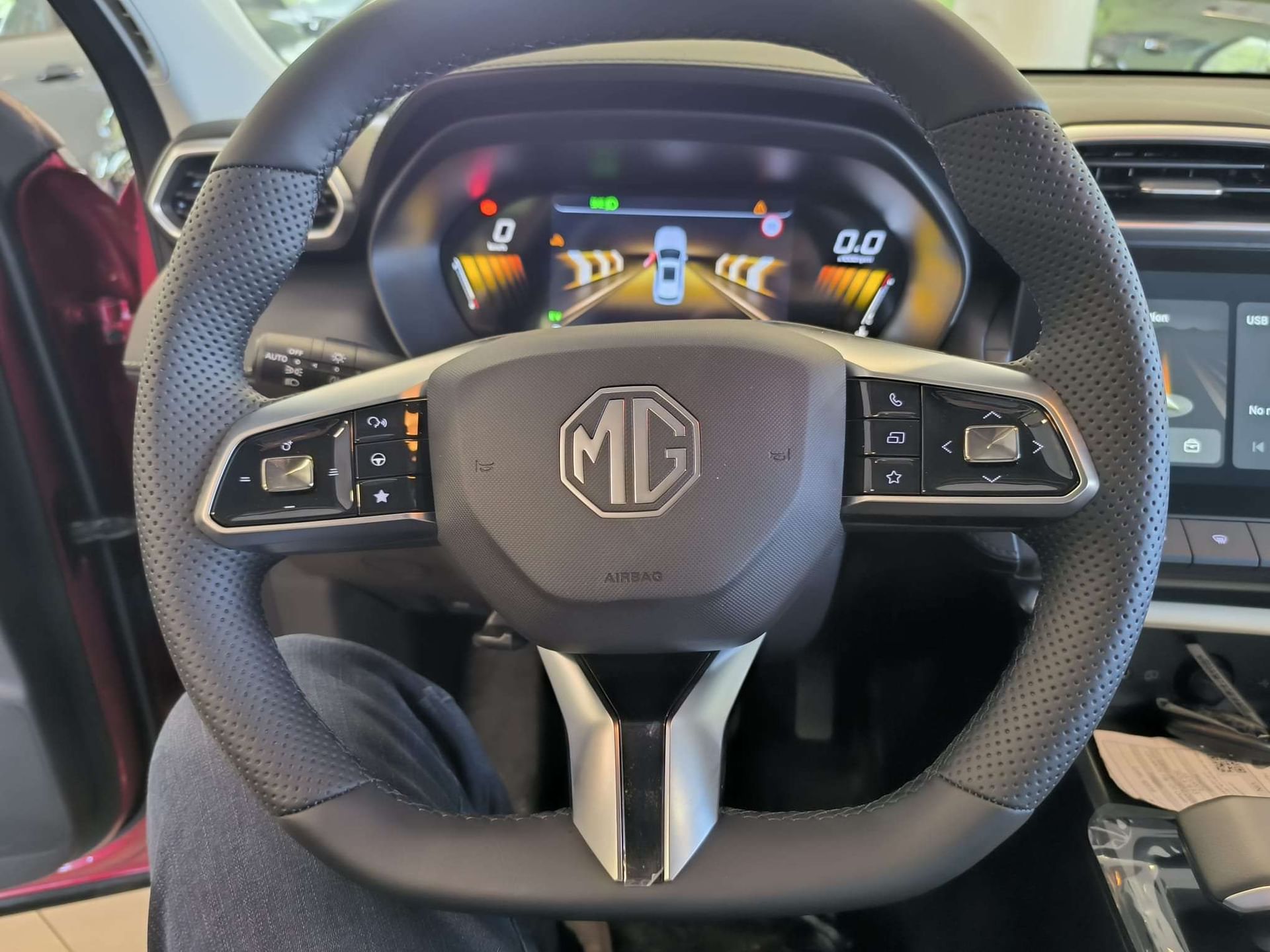 MG ZS