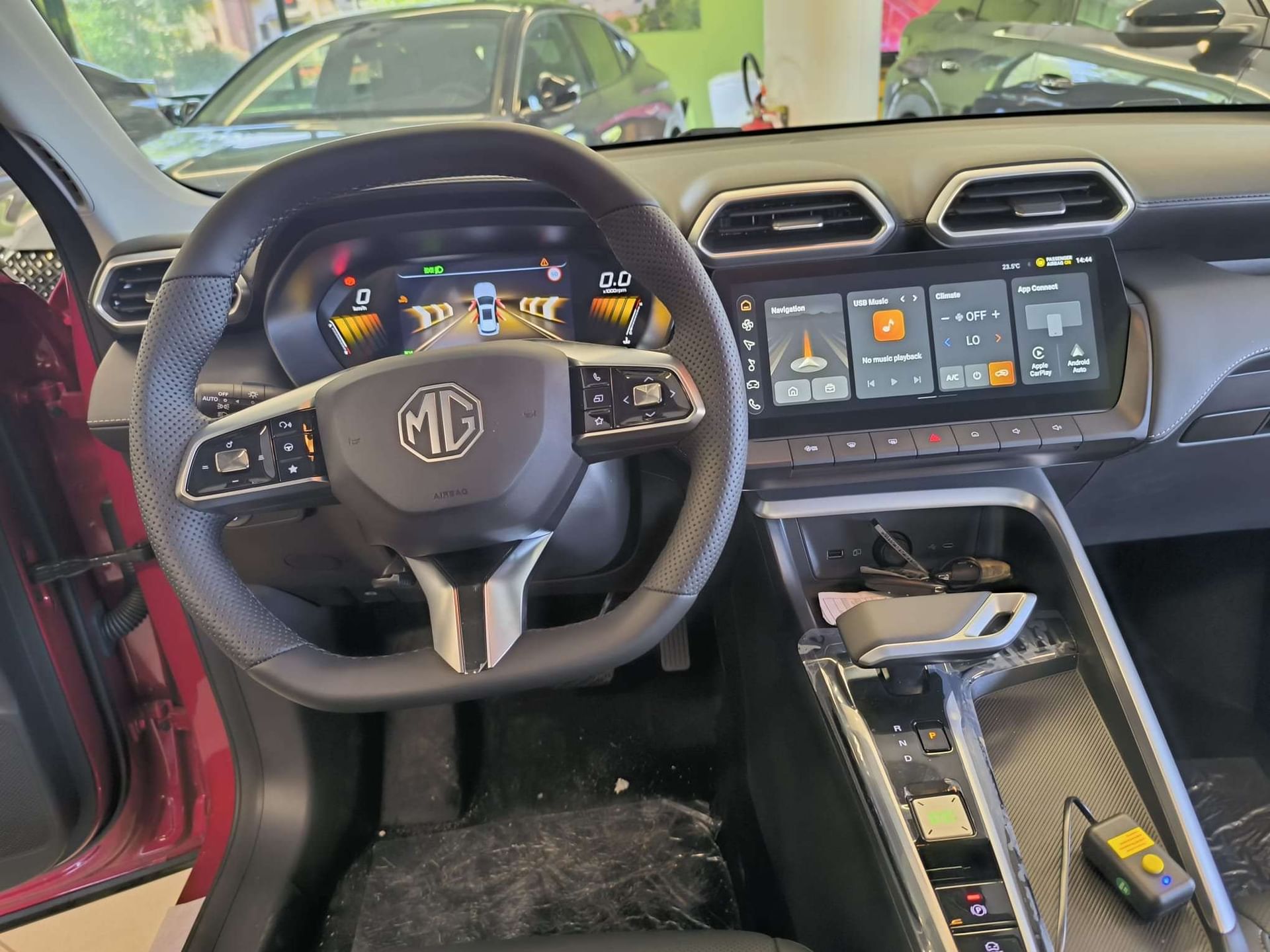 MG ZS
