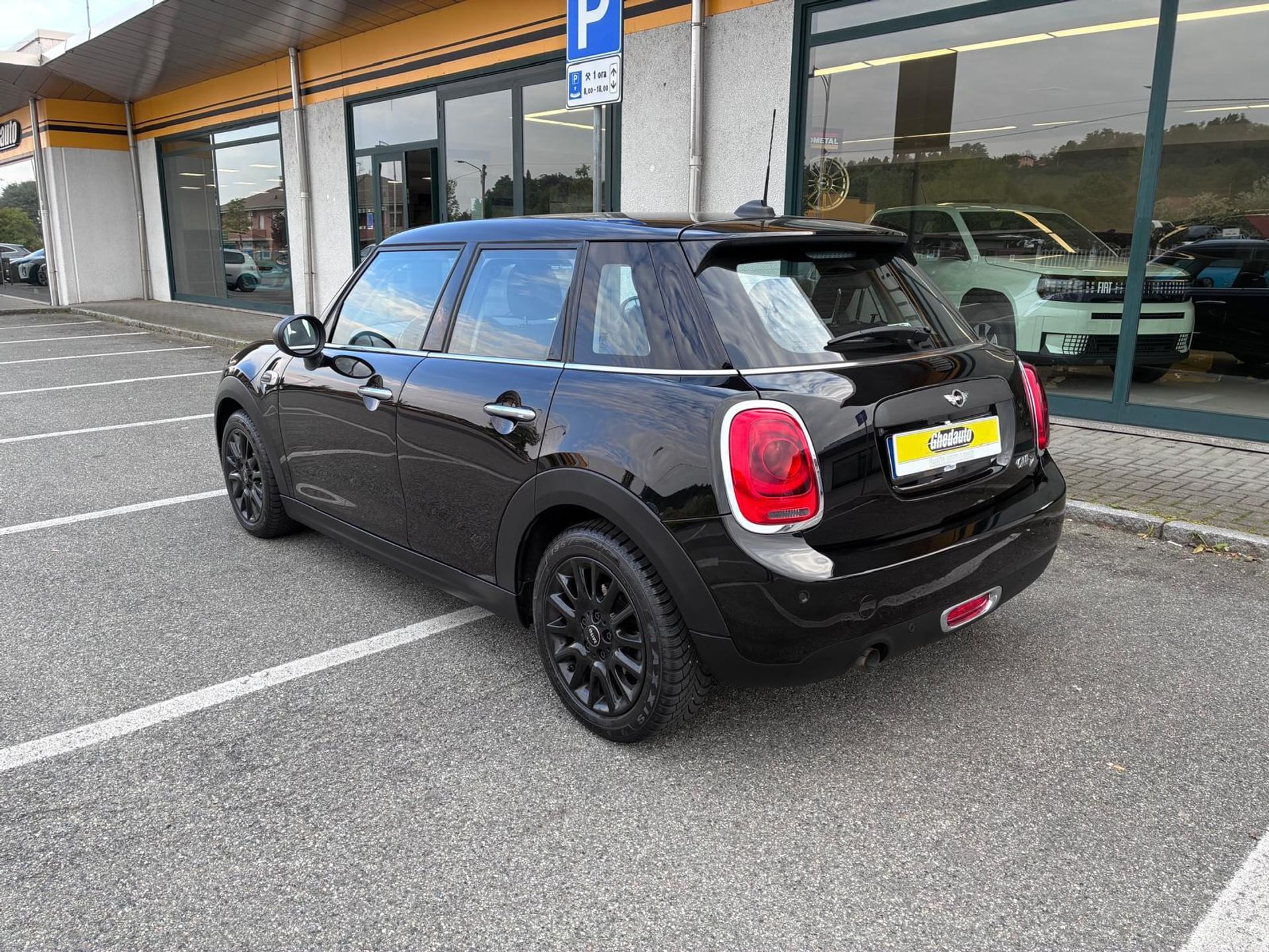 MINI One