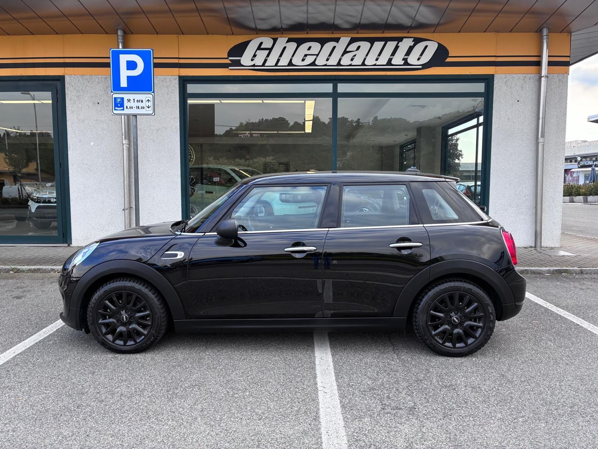 MINI One