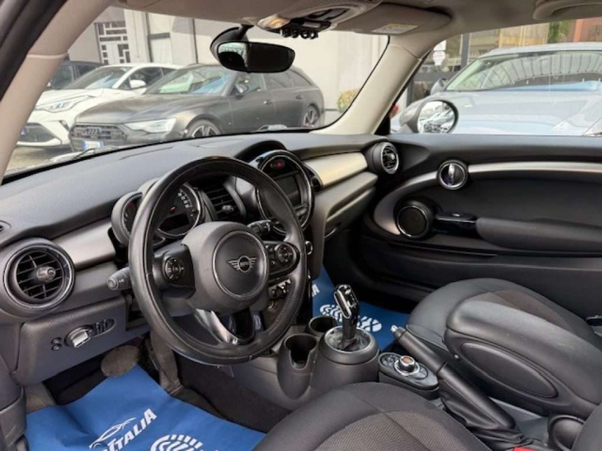 MINI One