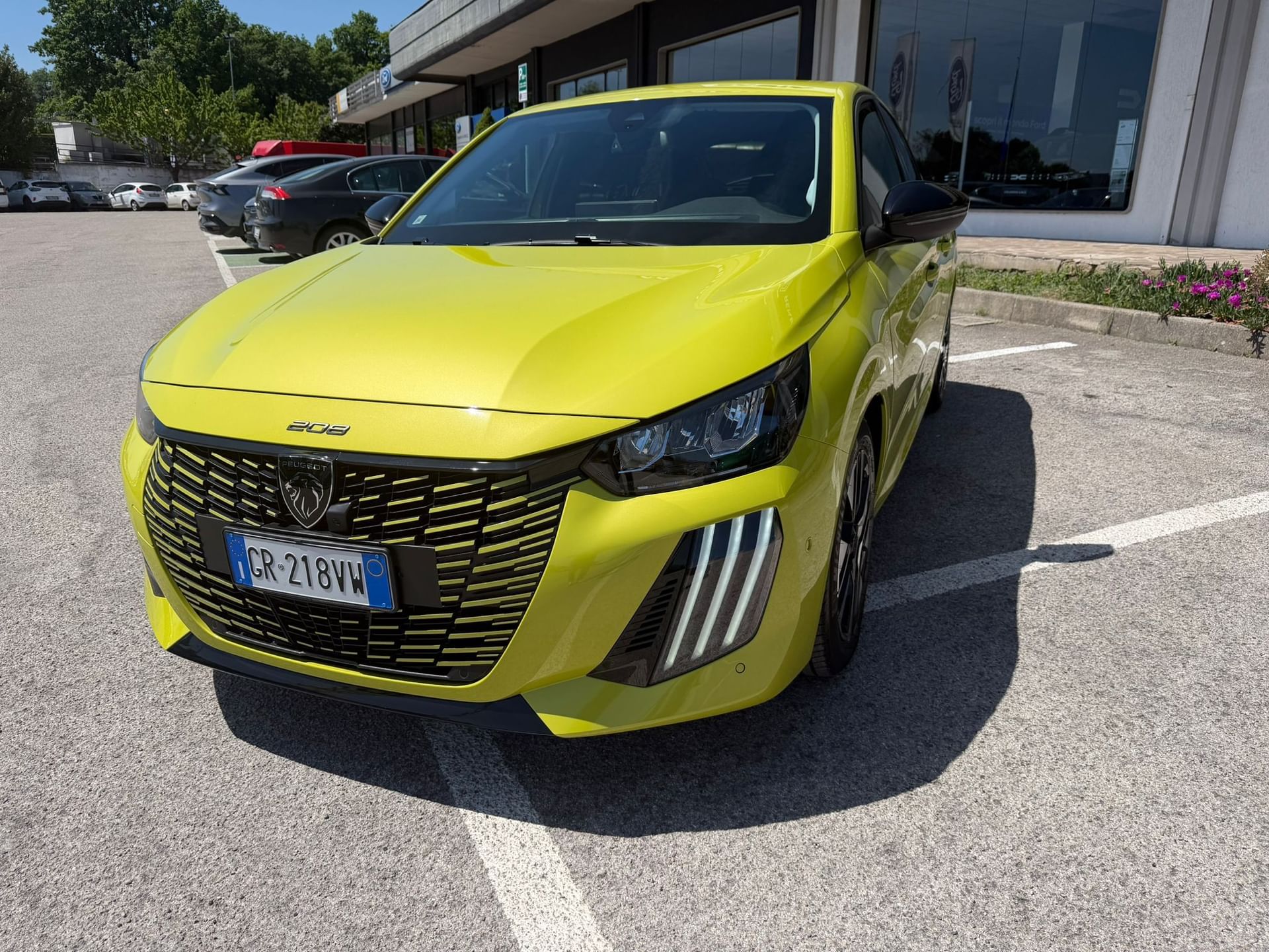 Peugeot 208