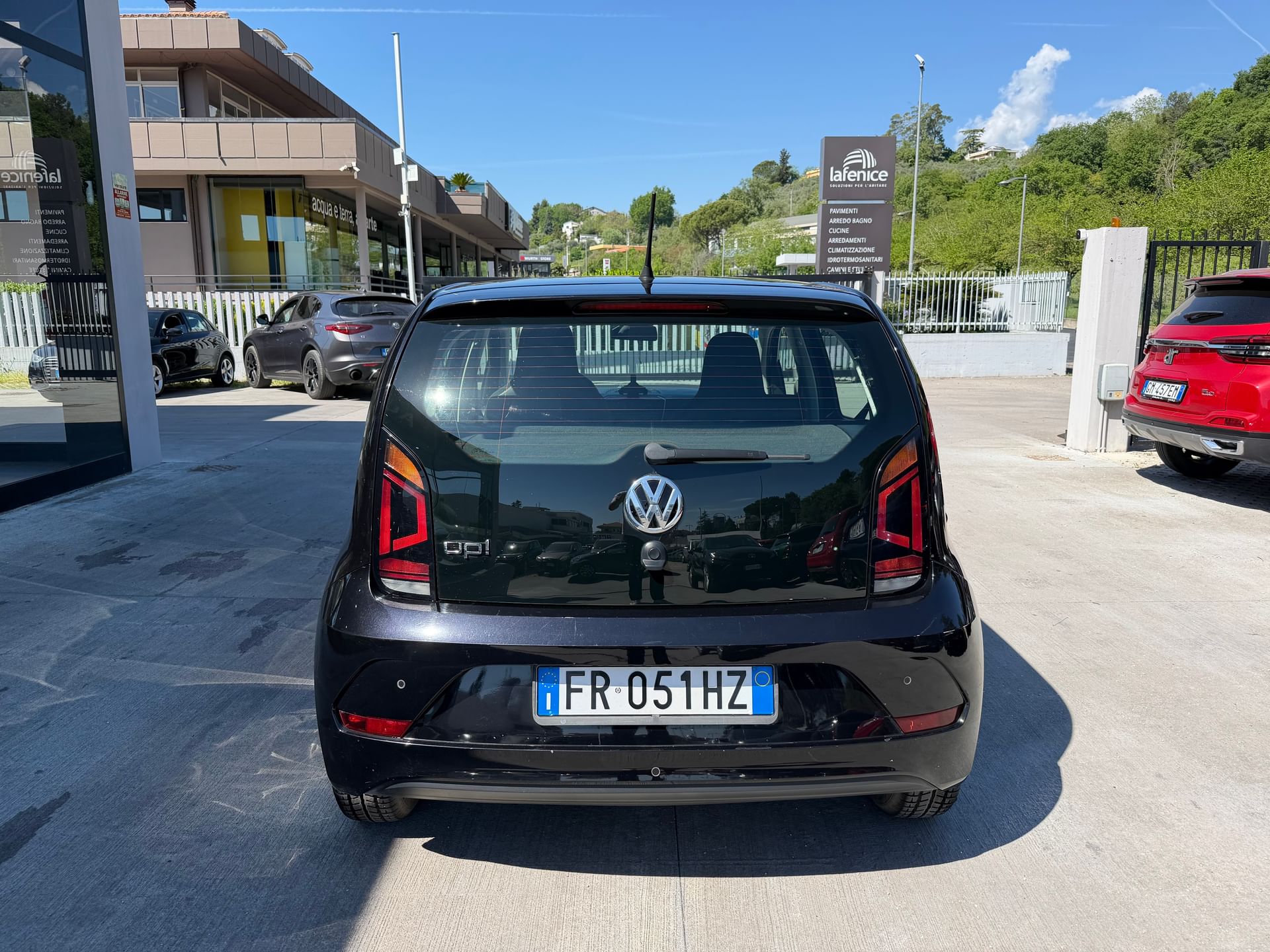 Volkswagen up!