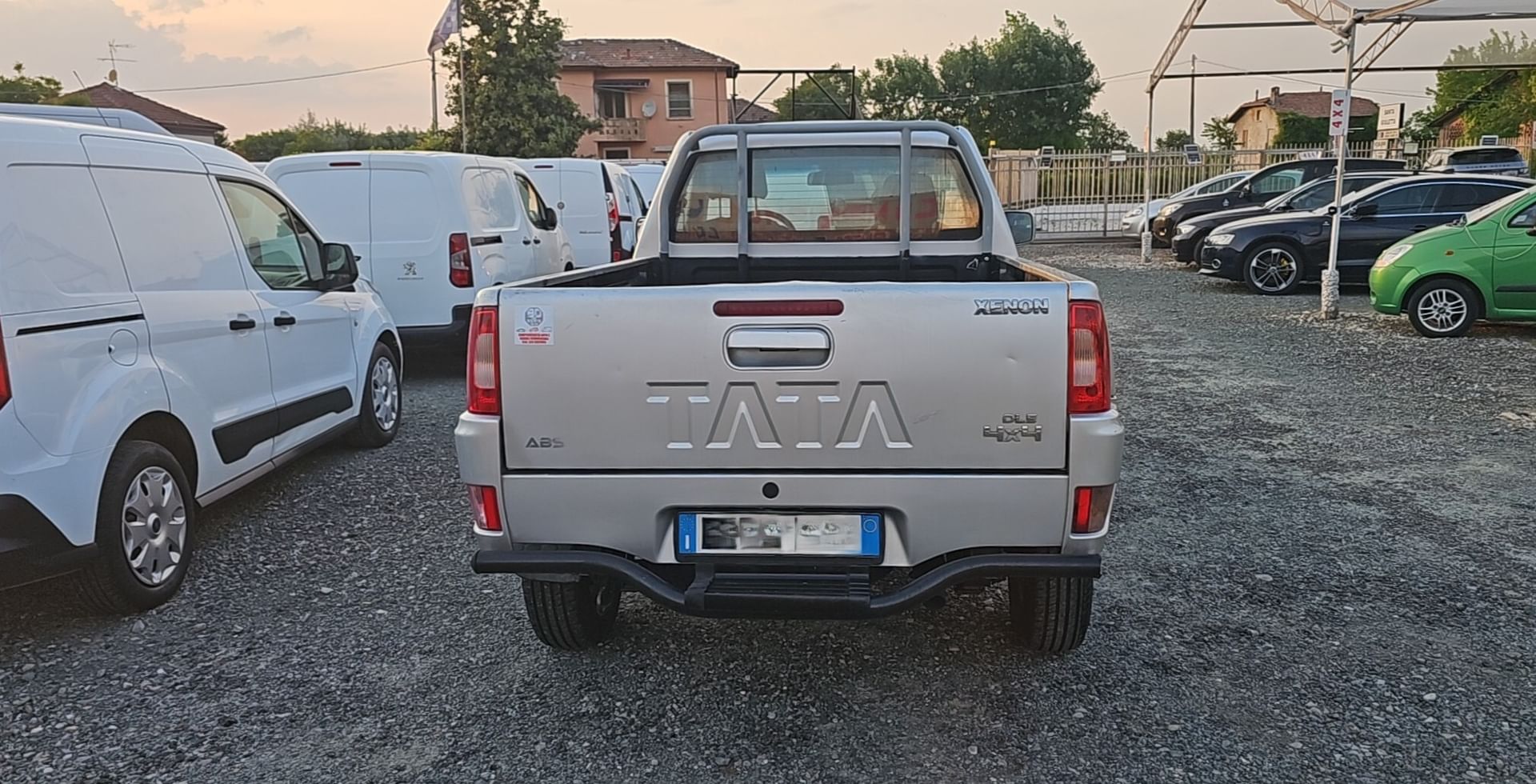 Tata Xenon