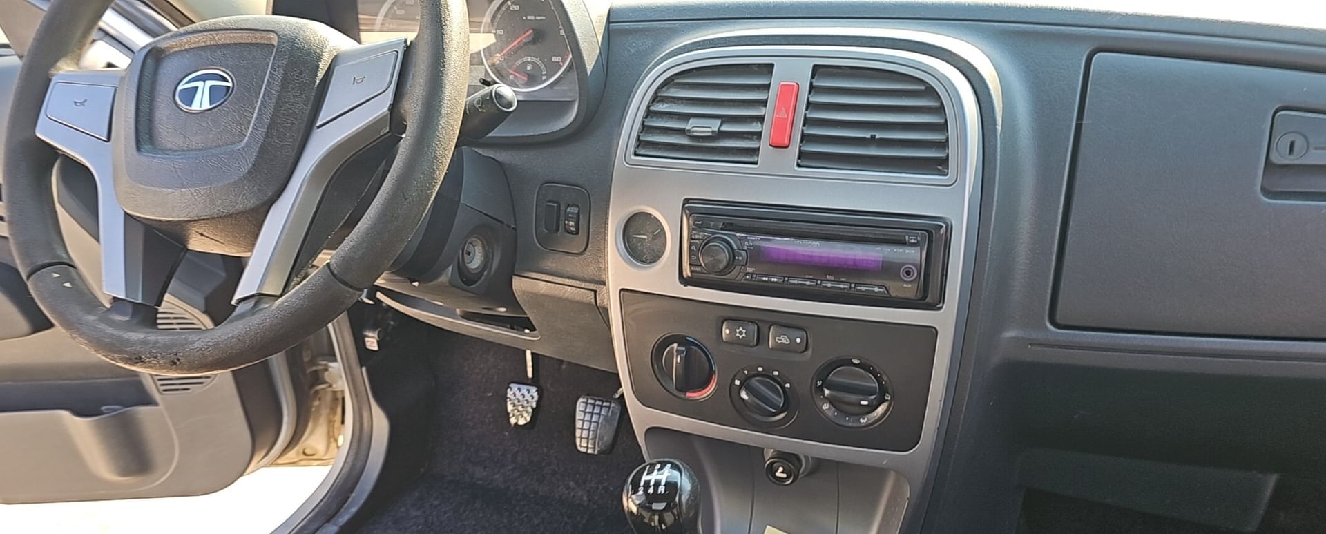 Tata Xenon