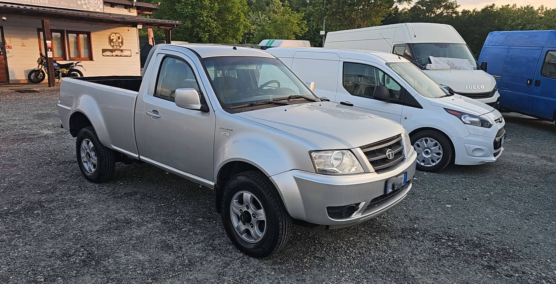 Tata Xenon