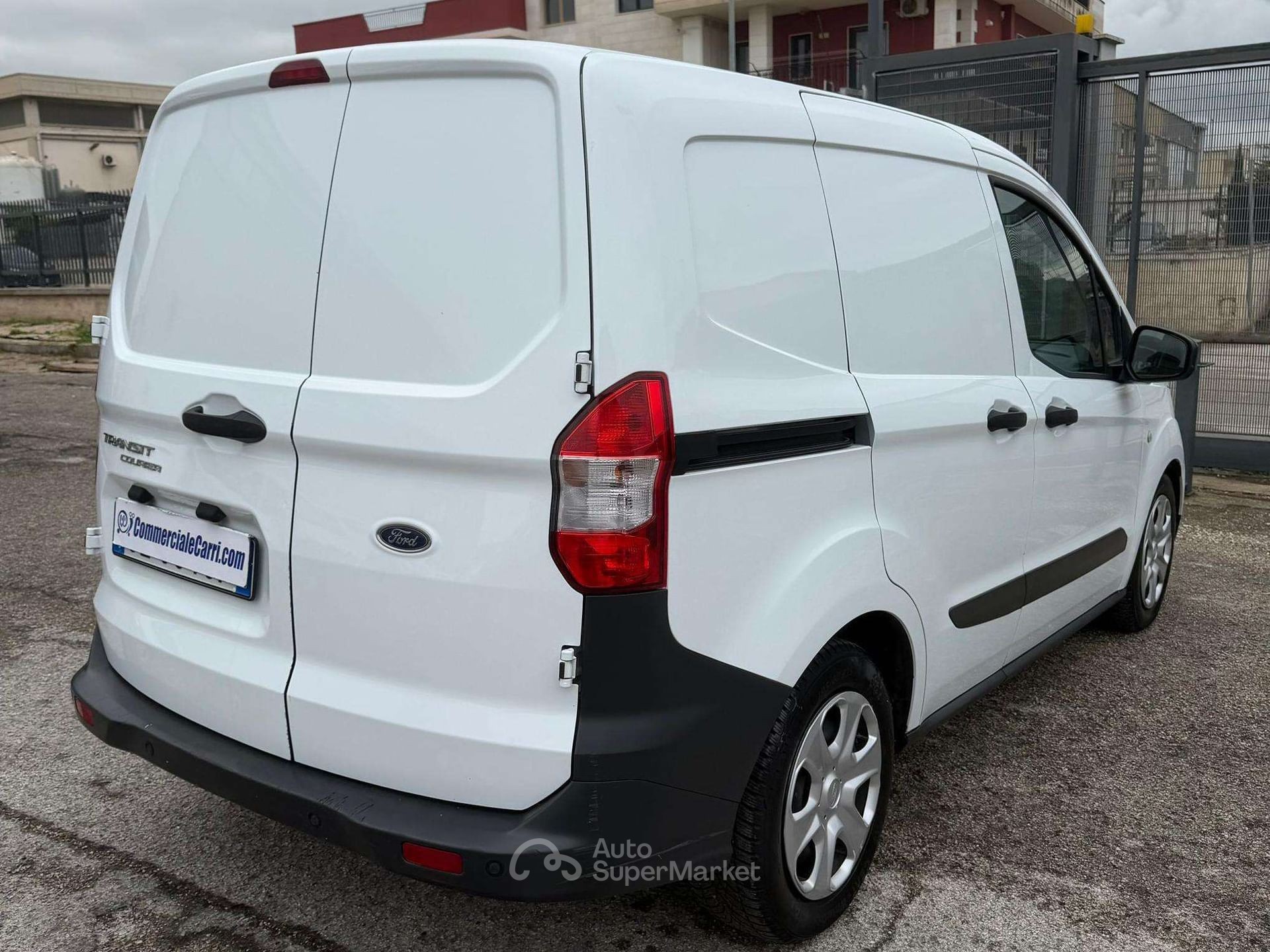Ford Transit Courier
