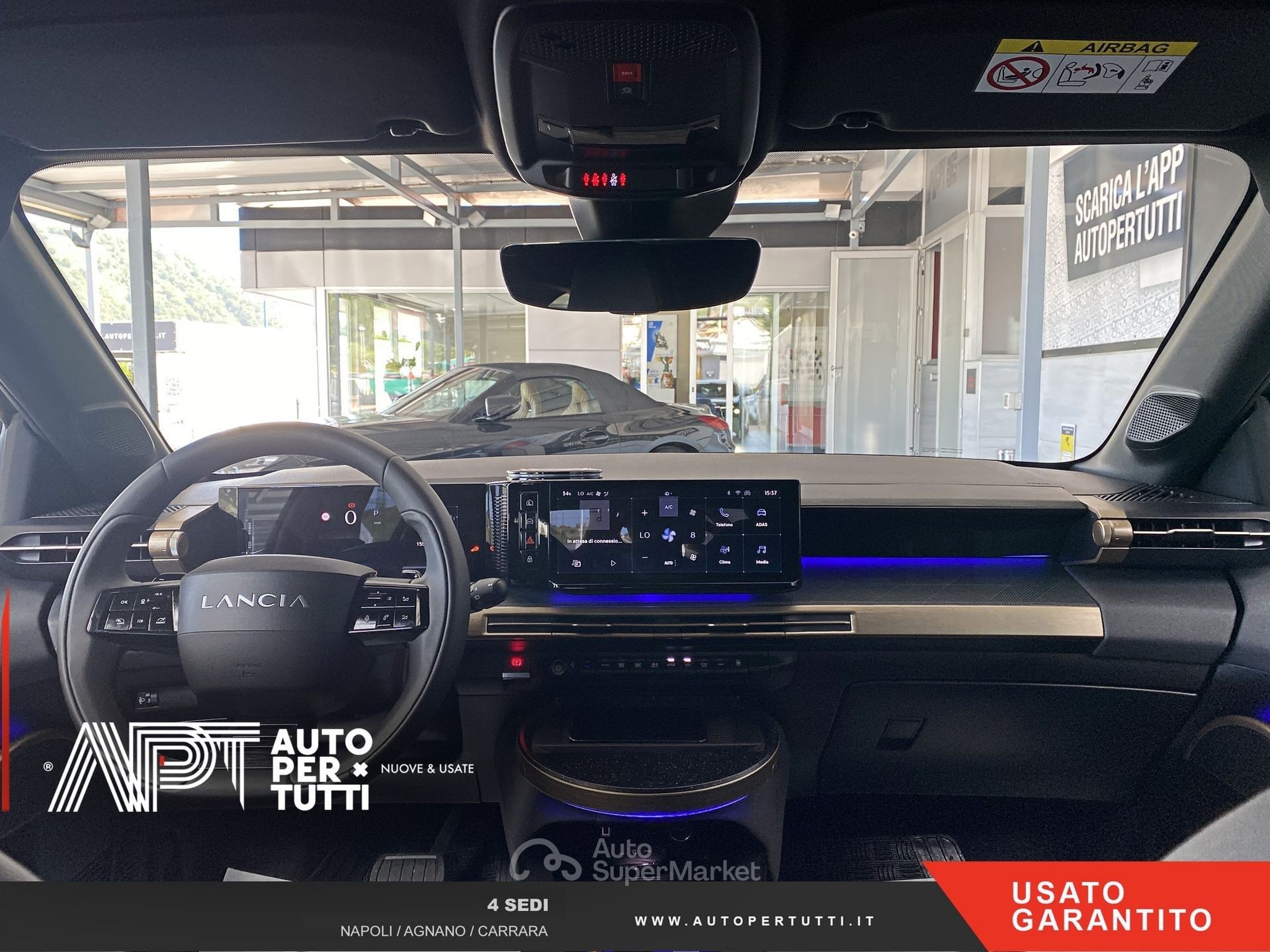 Lancia Ypsilon