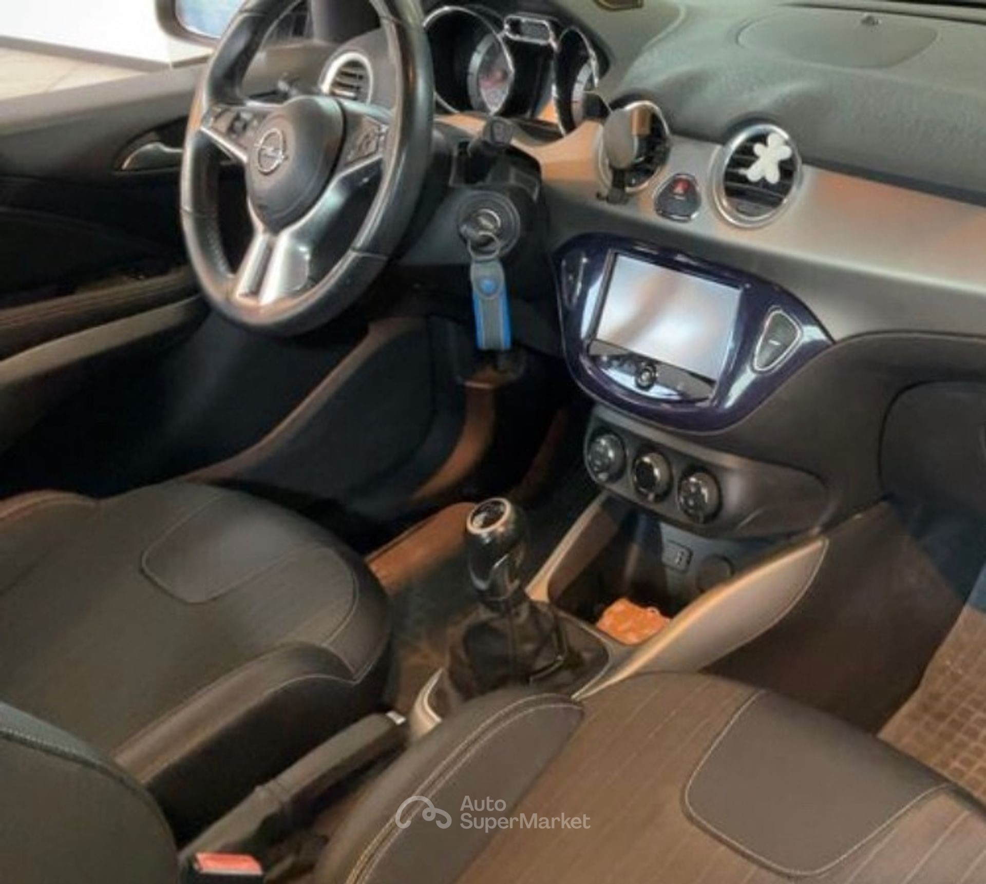 Opel Adam
