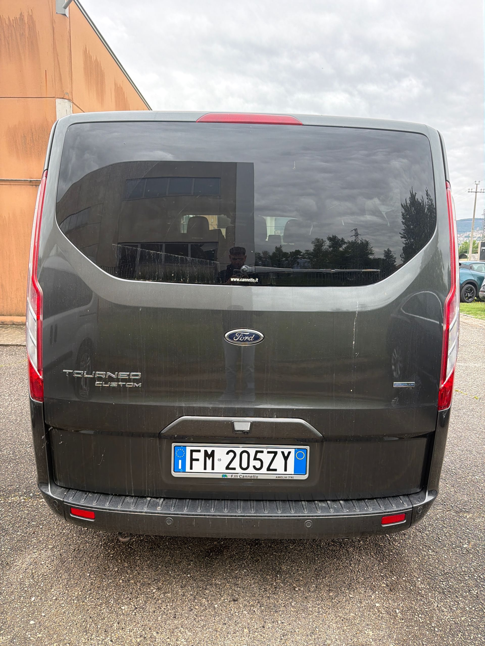 Ford Tourneo Custom