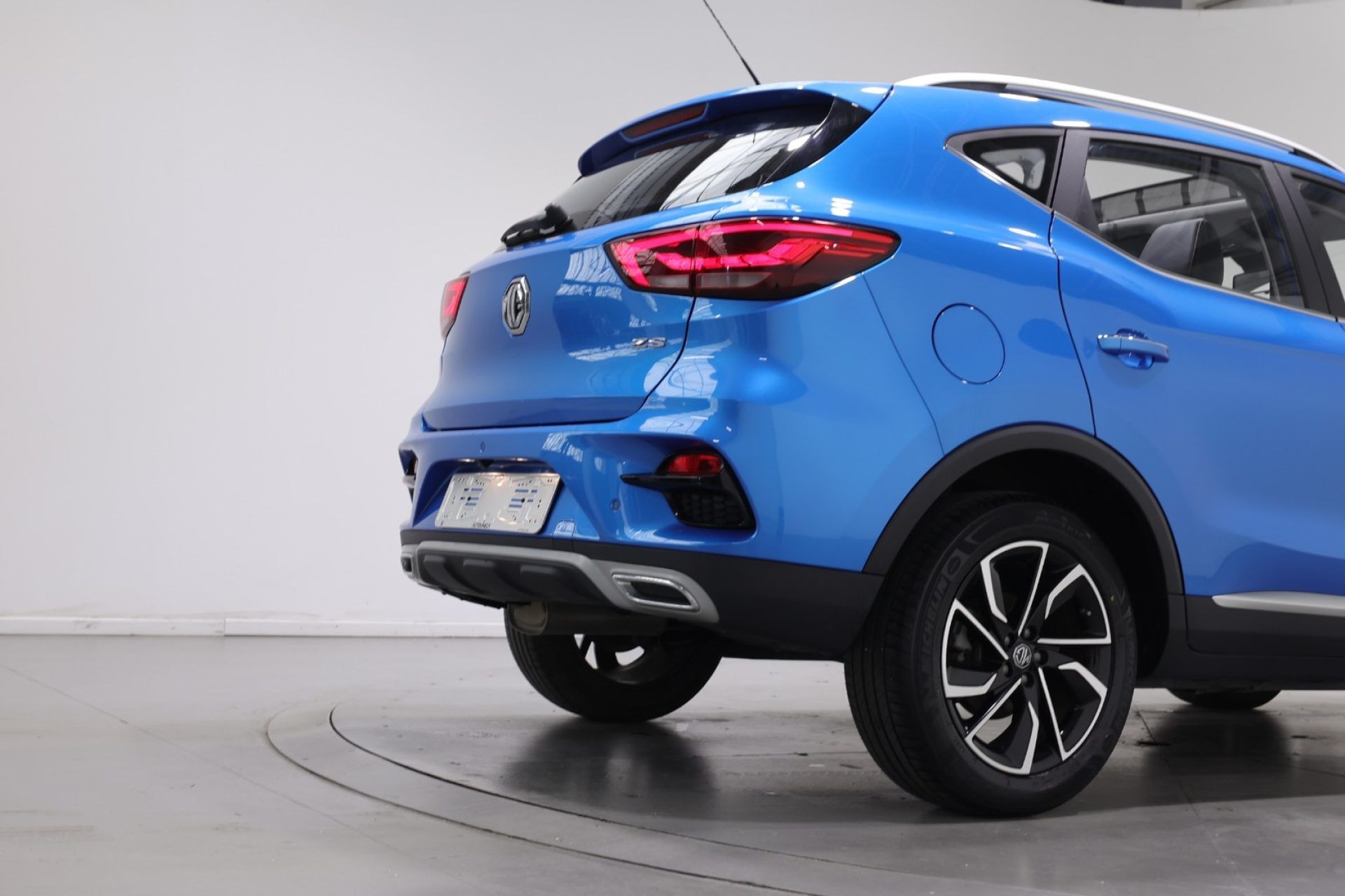 MG ZS