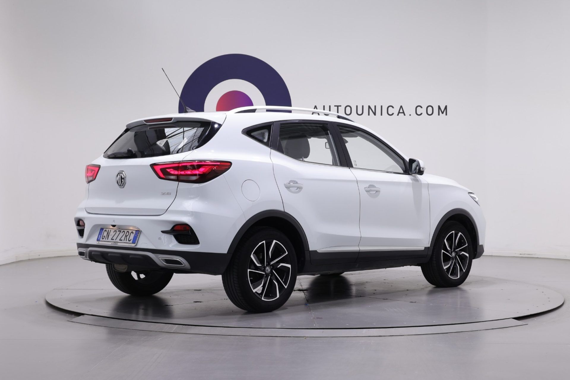 MG ZS