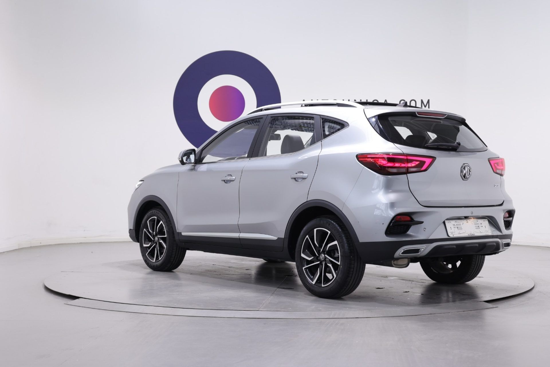 MG ZS