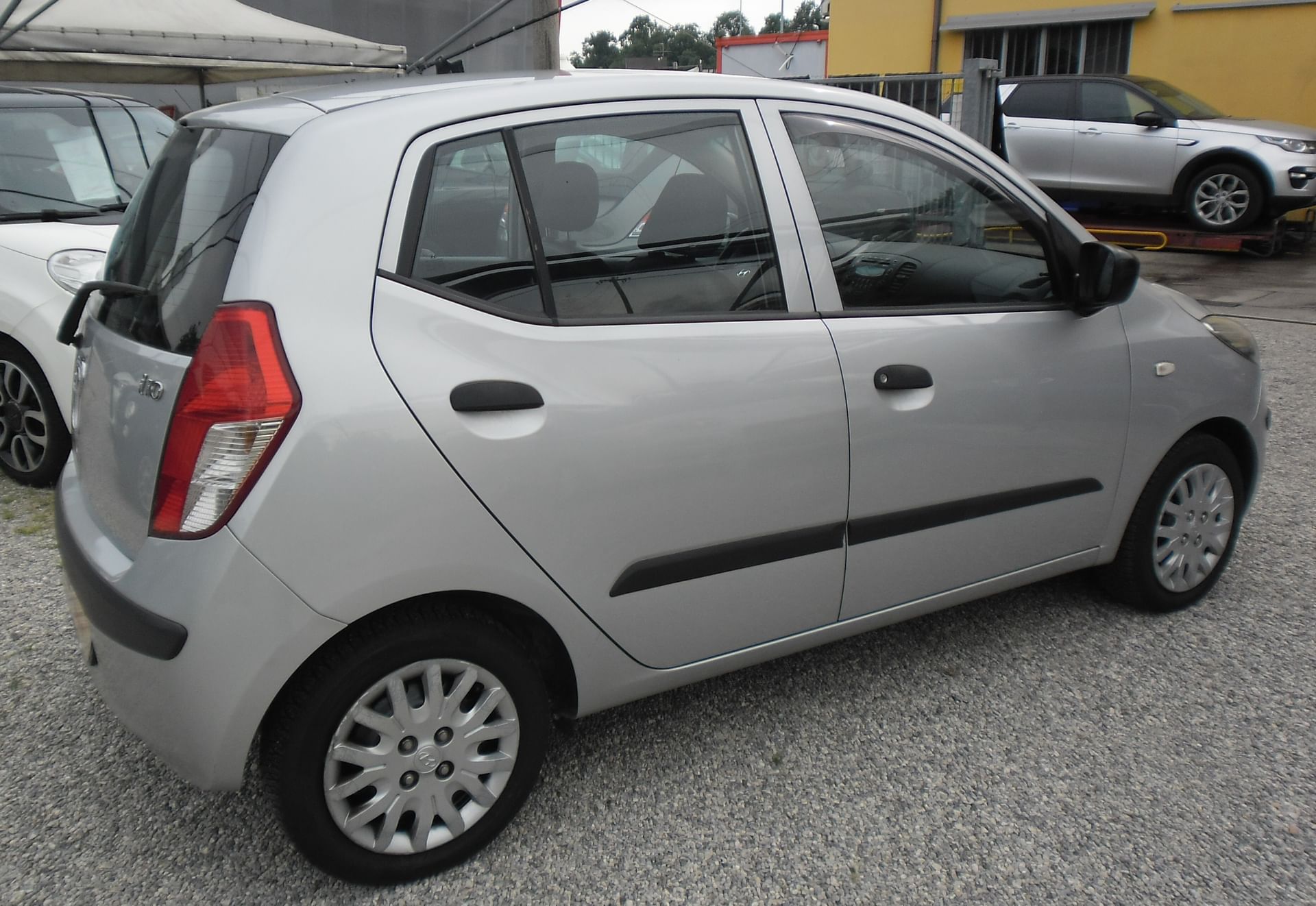 Hyundai i10