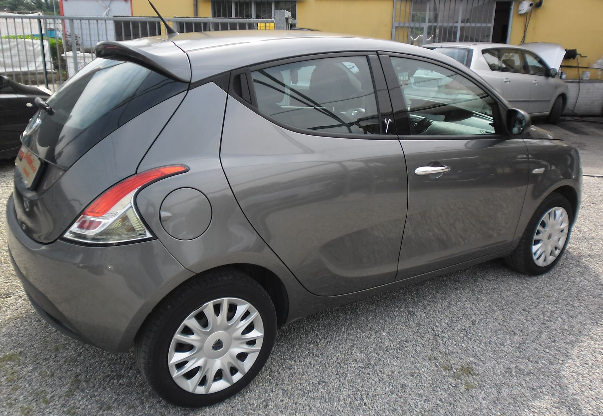Lancia Ypsilon