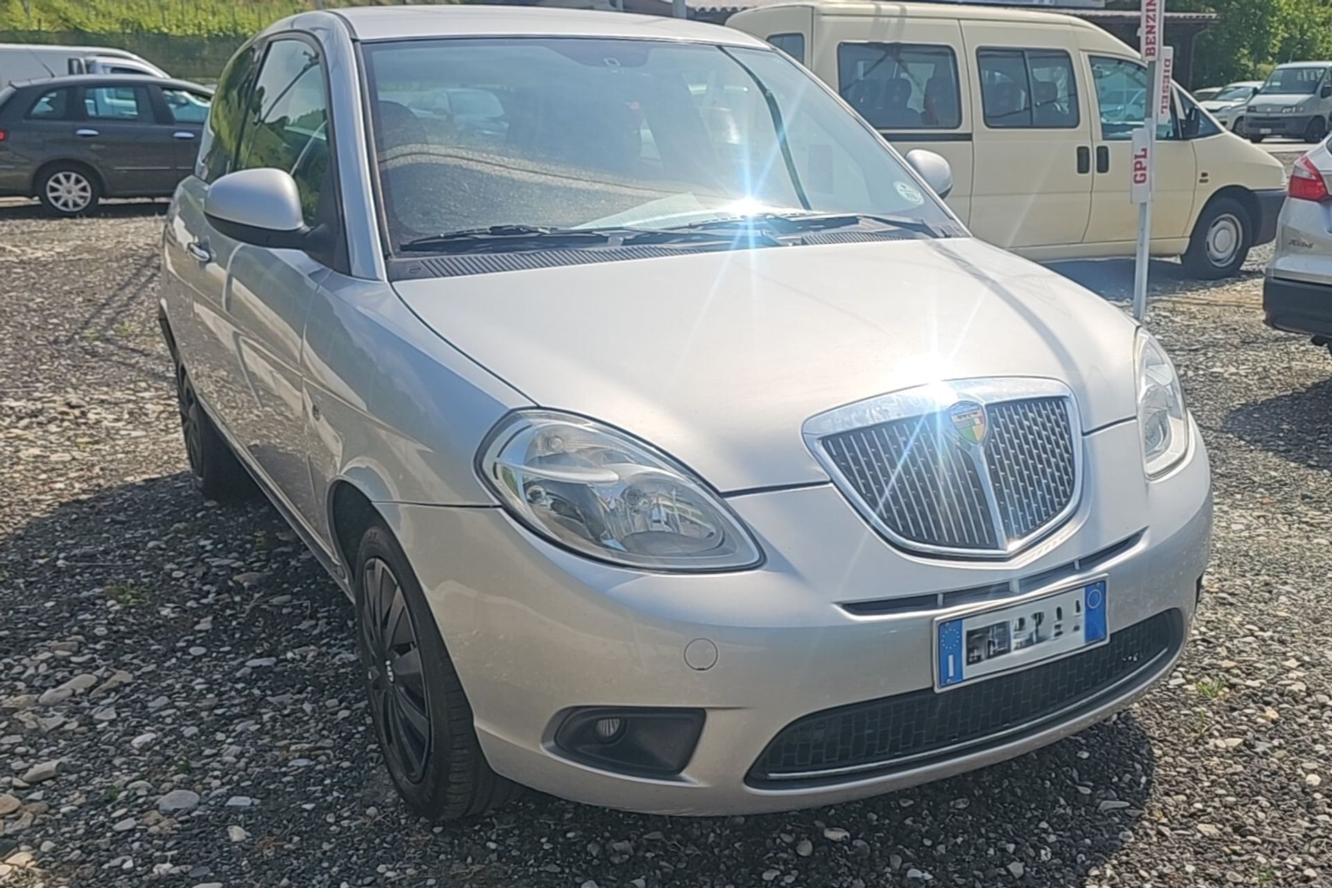 Lancia Ypsilon