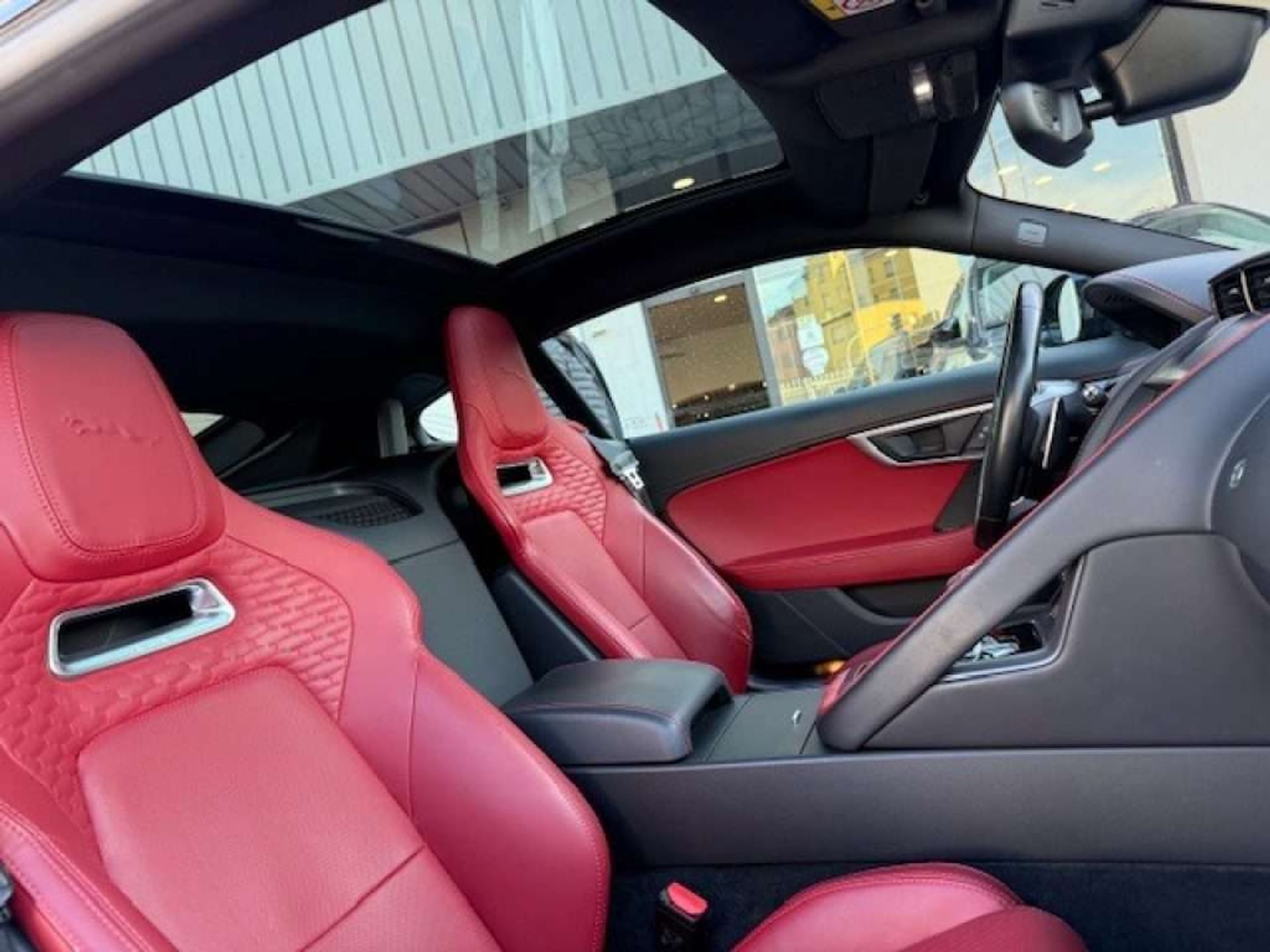 Jaguar F-Type
