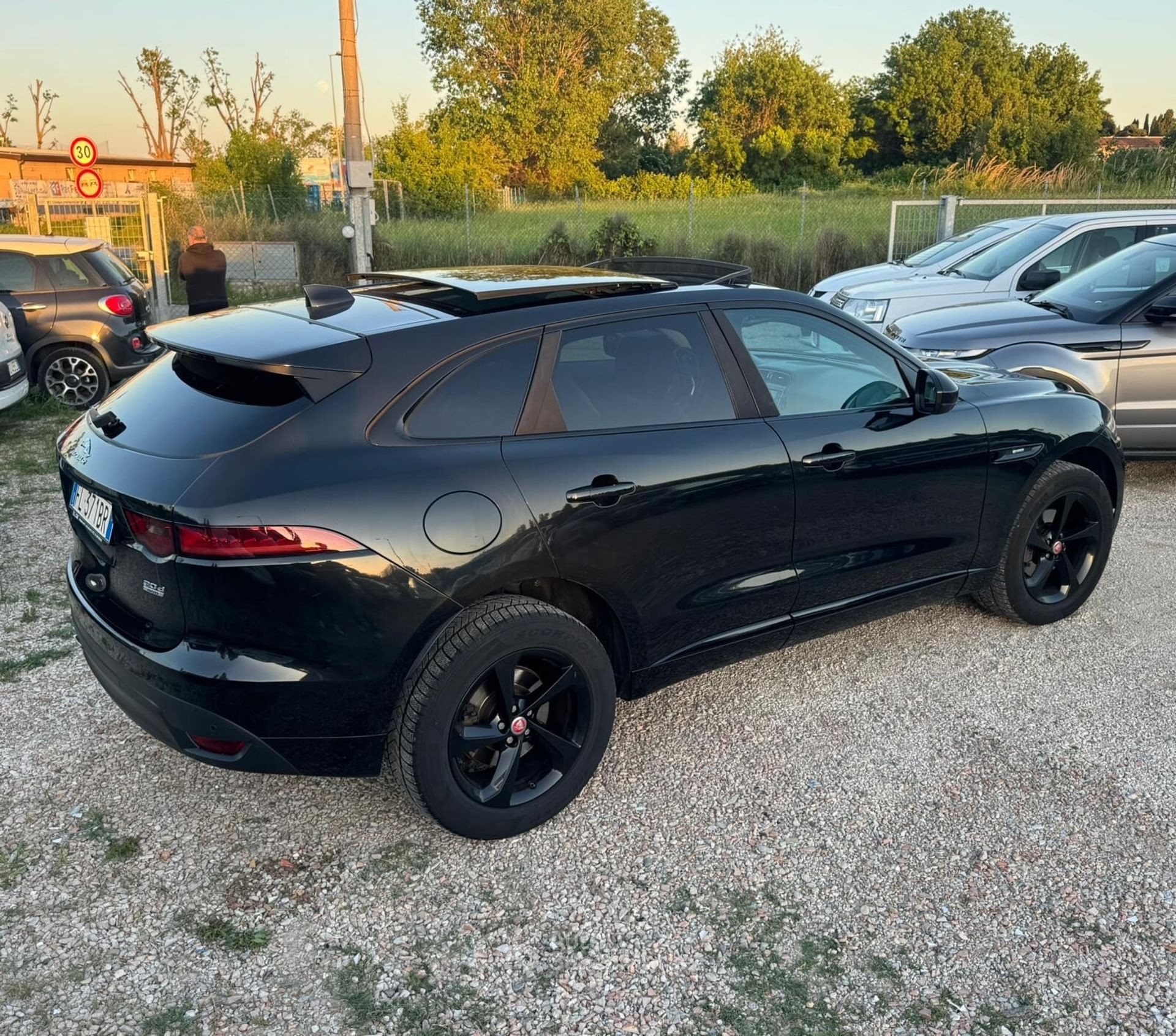 Jaguar F-Pace