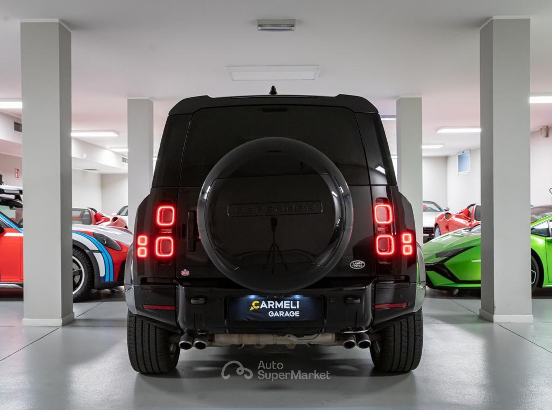 Land Rover Defender