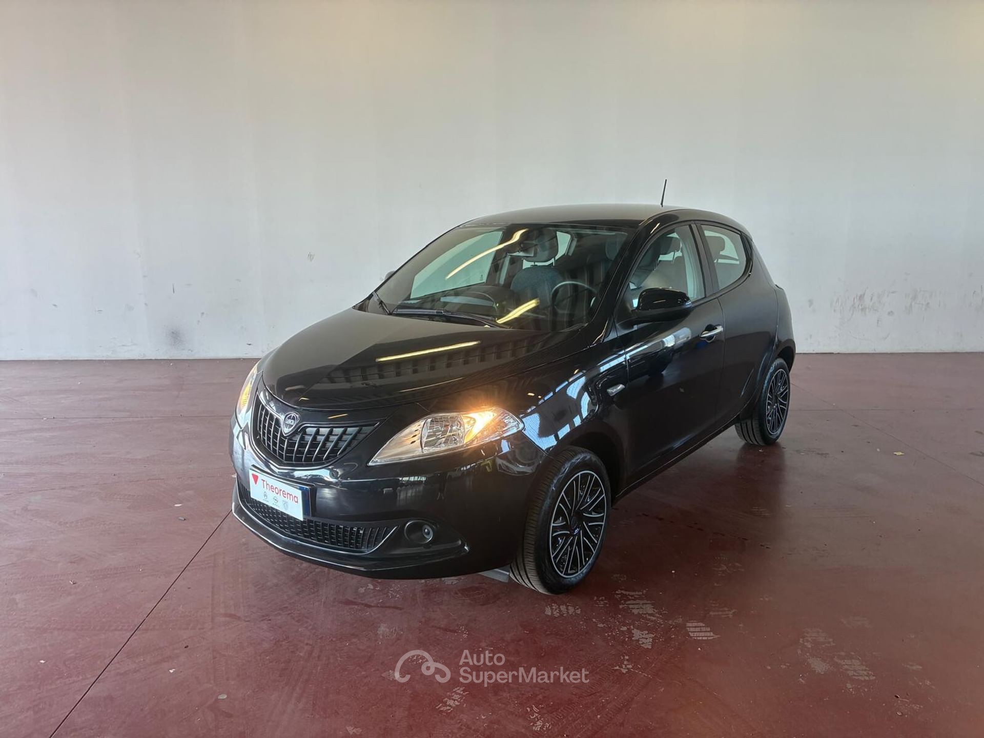 Lancia Ypsilon