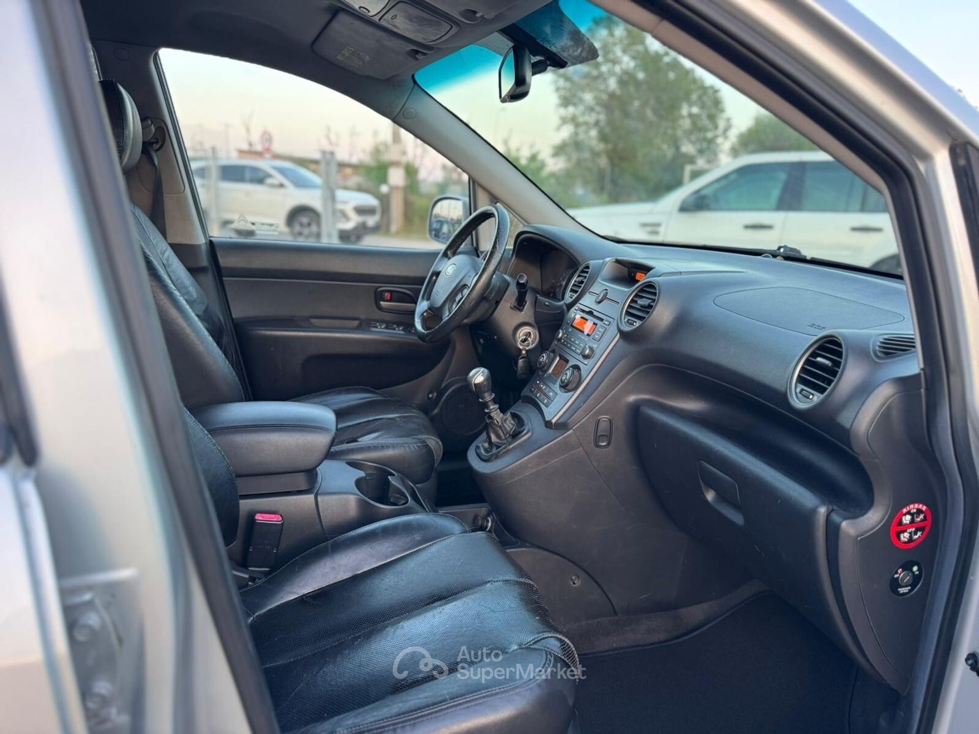 Kia Carens