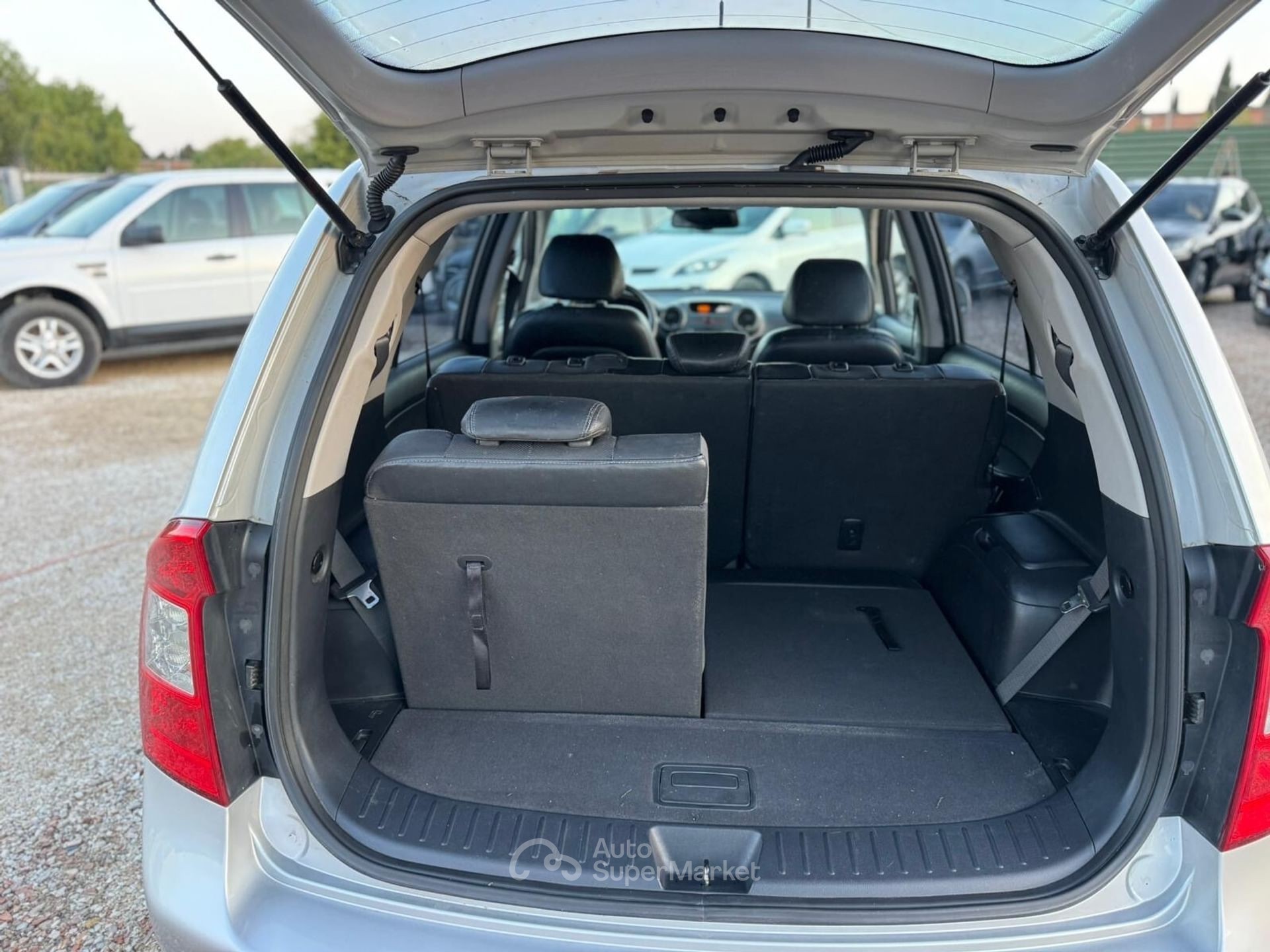 Kia Carens