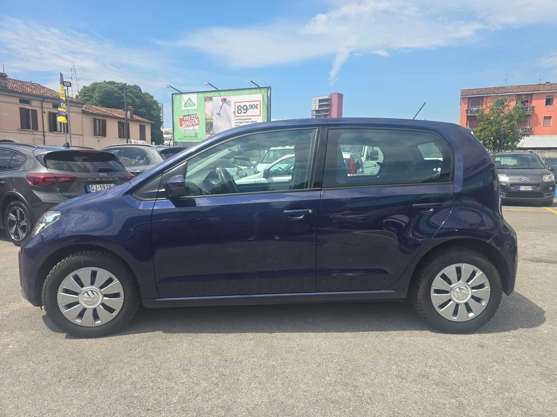 Volkswagen up!